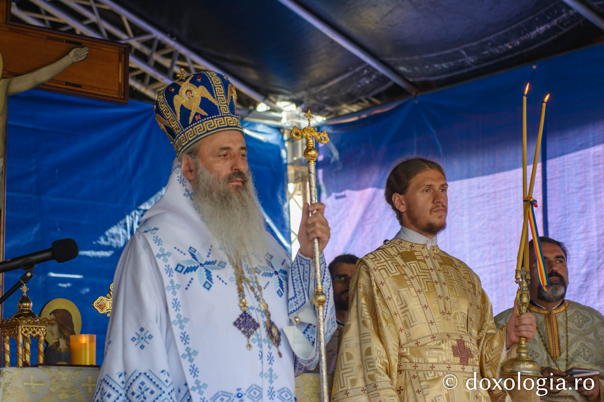 Sfințire de biserică la Mândrești-Movileni