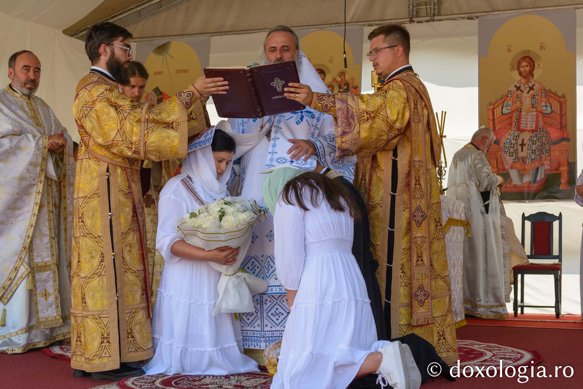 Noua biserică a Parohiei Movileni - Concești sfințită de IPS Teofan