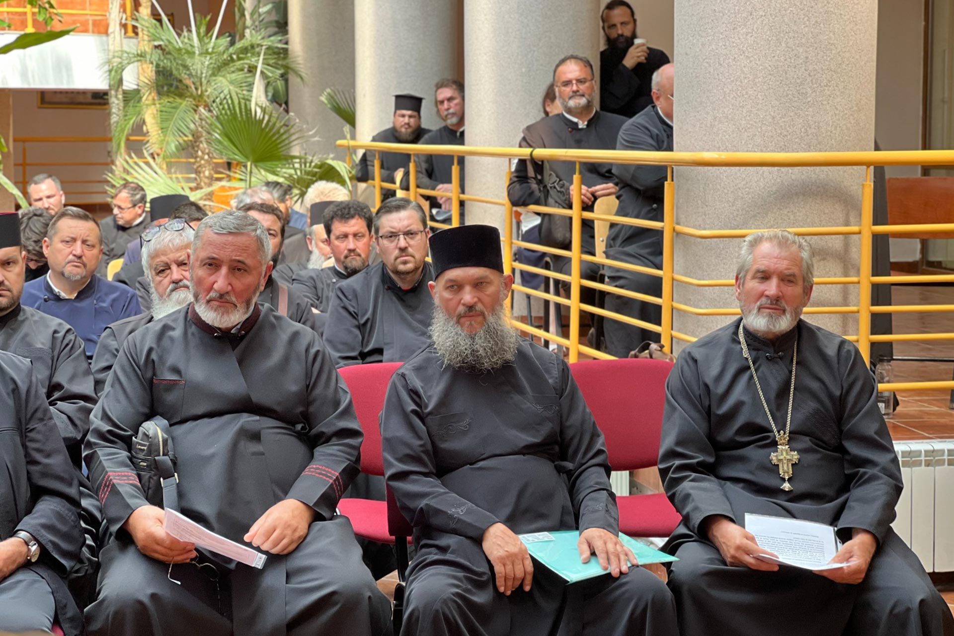 Ședință administrativă în cadrul Protopopiatului Iași I: A fost semnat un acord de înfrațire cu un Protopopiat din Basarabia