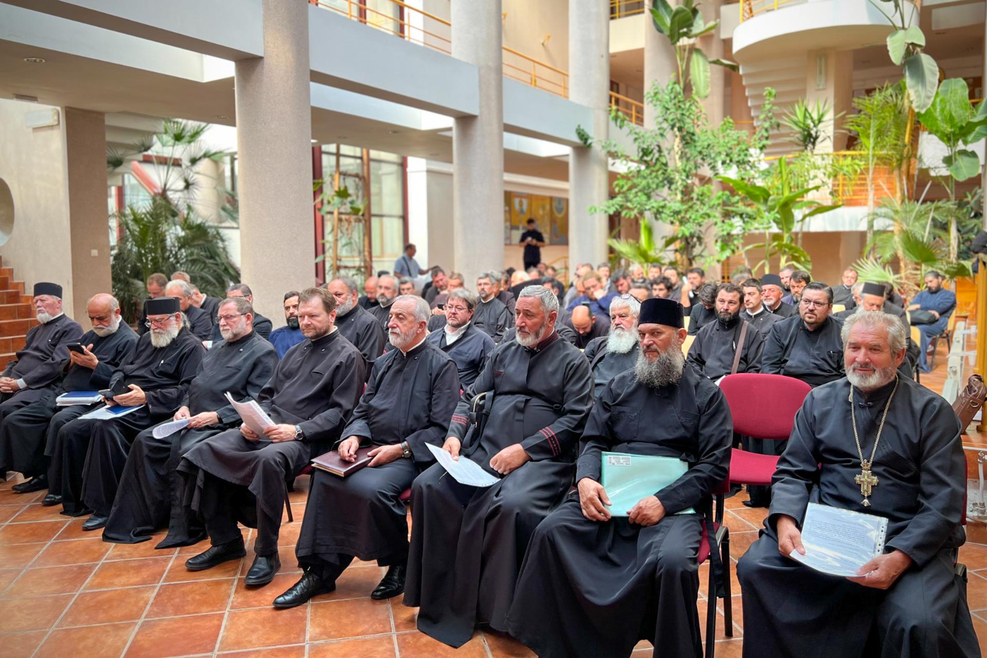 Ședință administrativă în cadrul Protopopiatului Iași I: A fost semnat un acord de înfrațire cu un Protopopiat din Basarabia