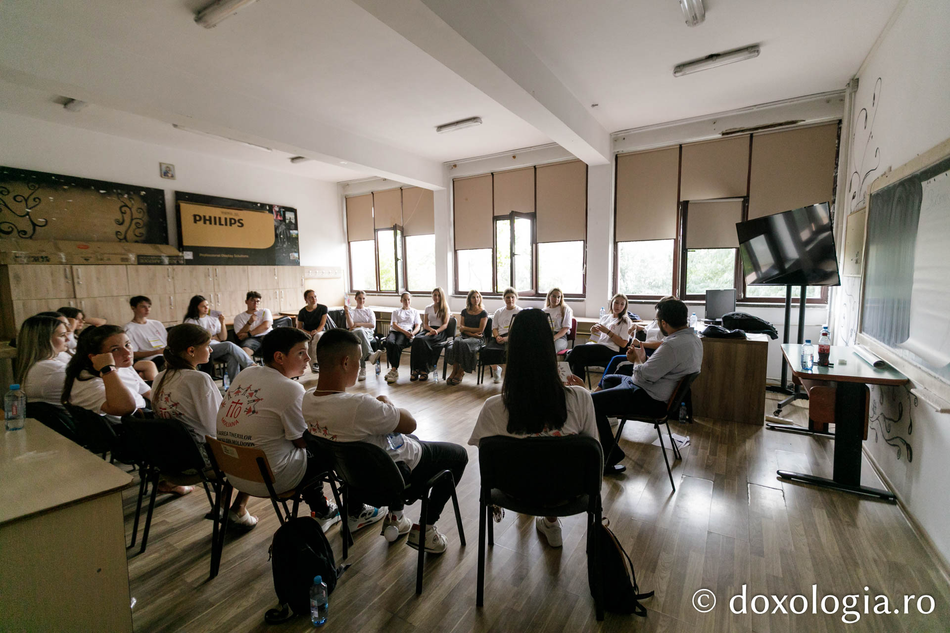 Peste 1500 de tineri din toată Moldova participă timp de trei zile la ITOM 2024