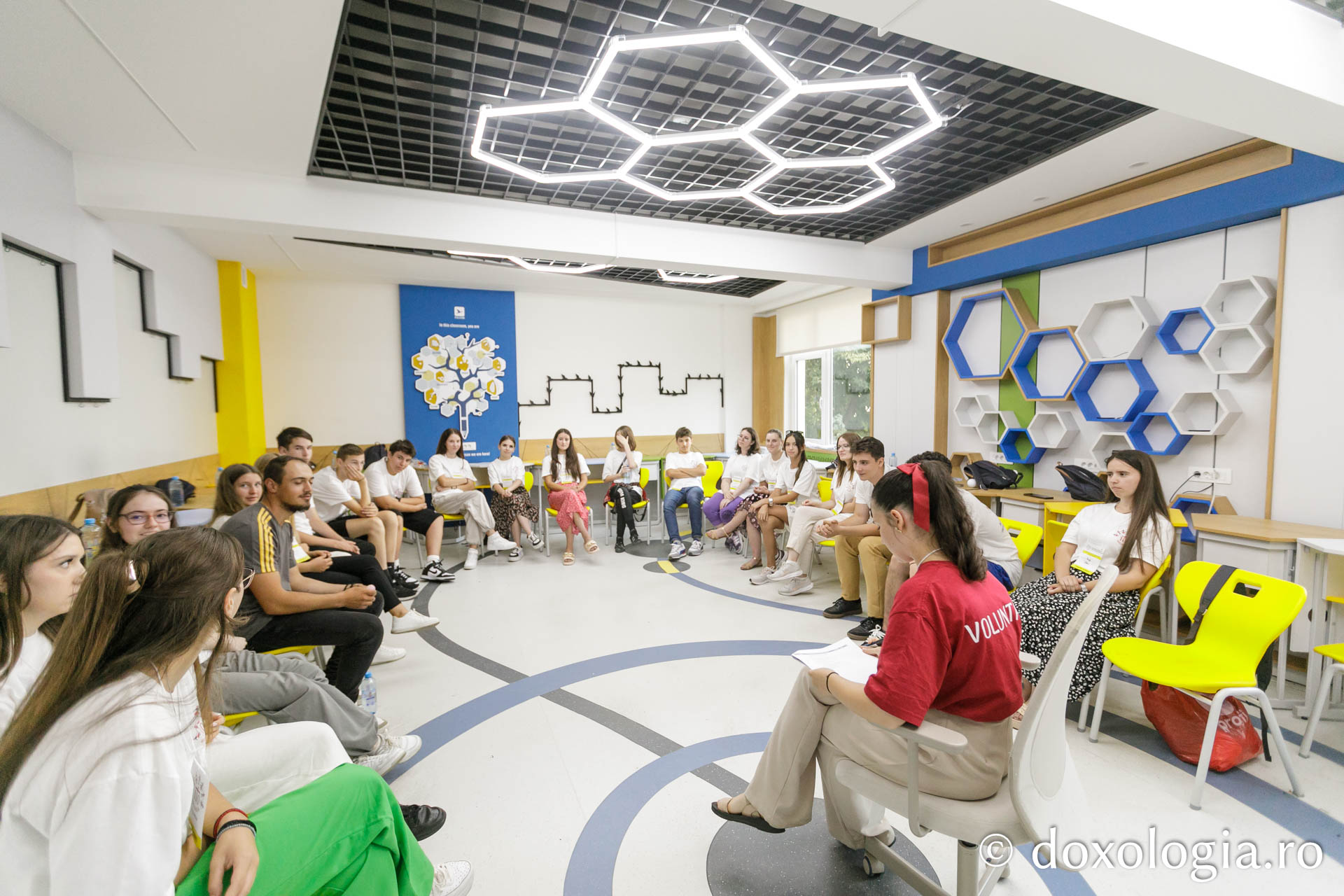 Peste 1500 de tineri din toată Moldova participă timp de trei zile la ITOM 2024