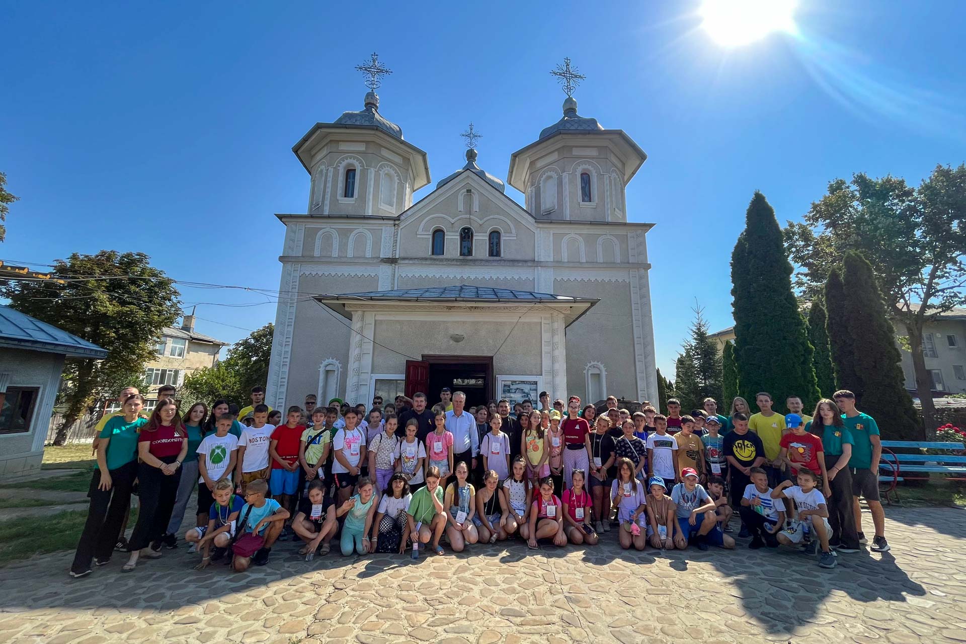 Copiii din taberele de vară ale Arhiepiscopiei Iașilor au participat la un curs despre protecția mediului