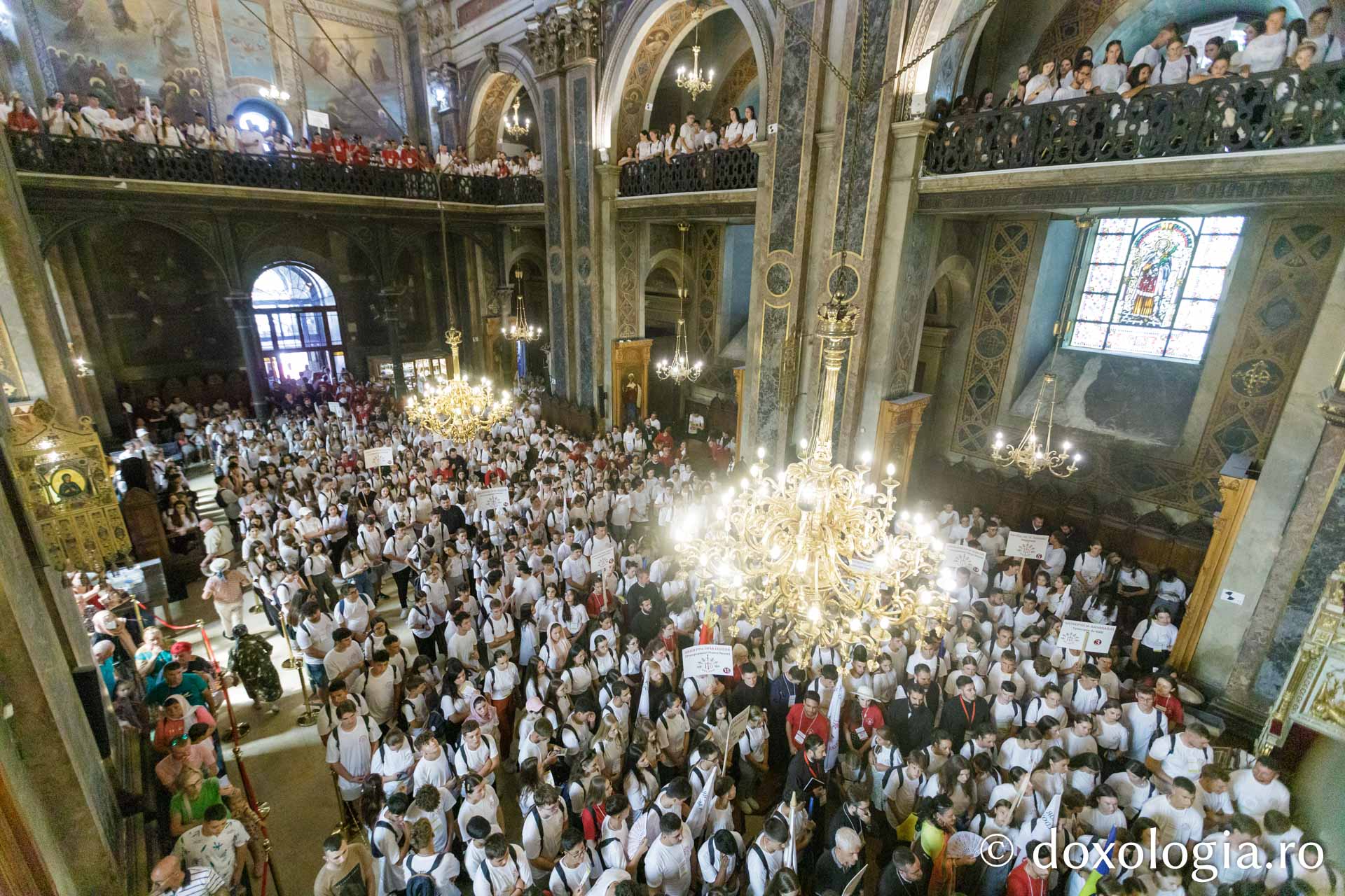 Peste 1500 de tineri din toată Moldova participă timp de trei zile la ITOM 2024