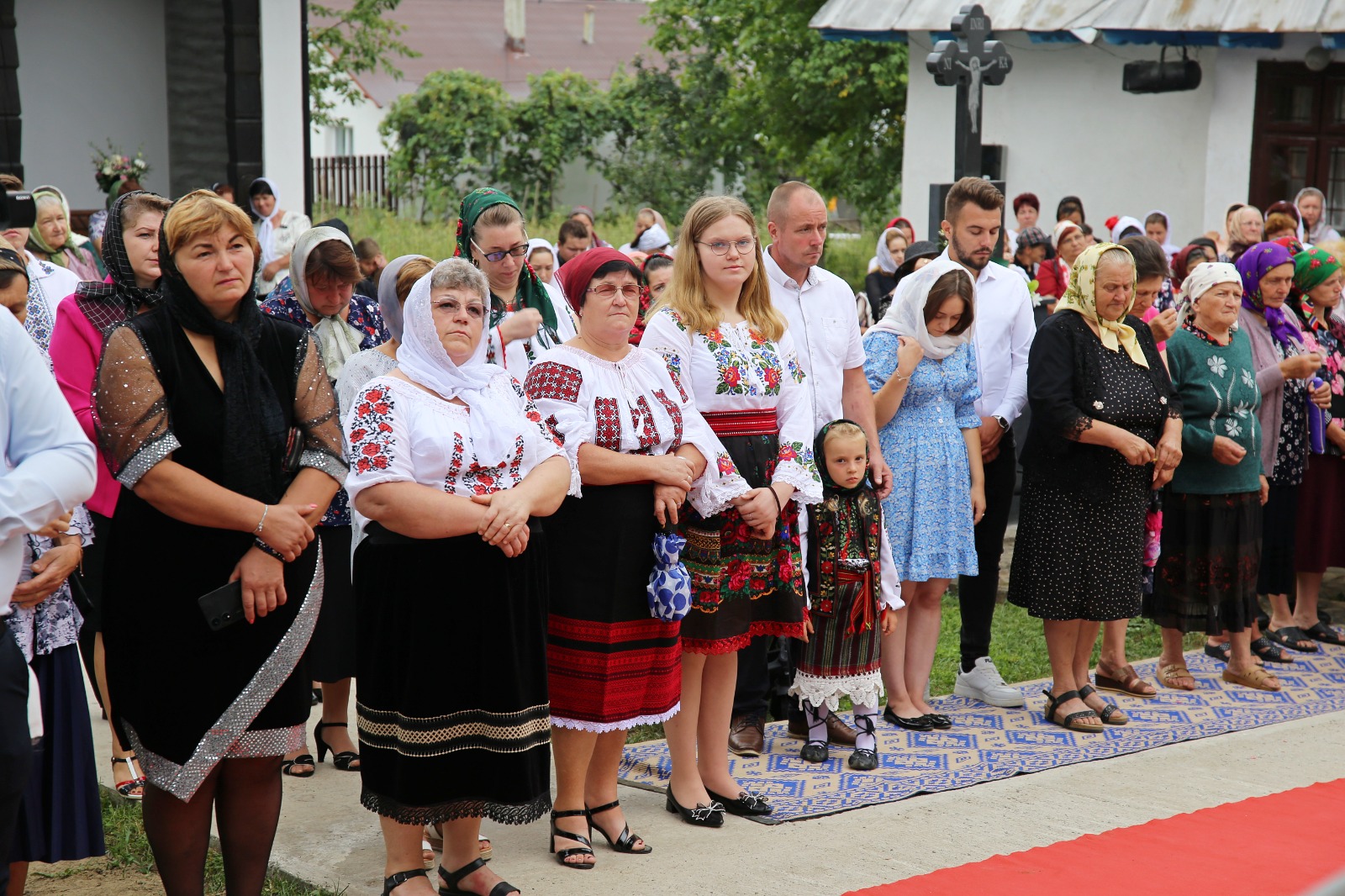 Foto: Flavius Popa Parohia Străteni din județul Botoșani are, începând de astăzi, o casă socială nouă. Așezământul, binecuvântat de PS Nichifor Botoșăneanul