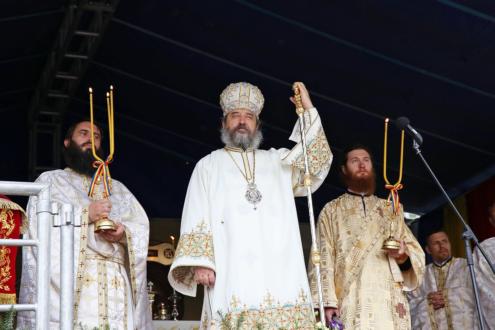 Foto: Flavius Popa Parohia Străteni din județul Botoșani are, începând de astăzi, o casă socială nouă. Așezământul, binecuvântat de PS Nichifor Botoșăneanul