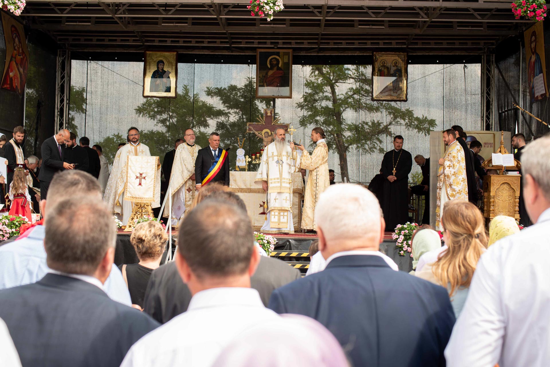 Resfințirea Bisericii din Ion Neculce