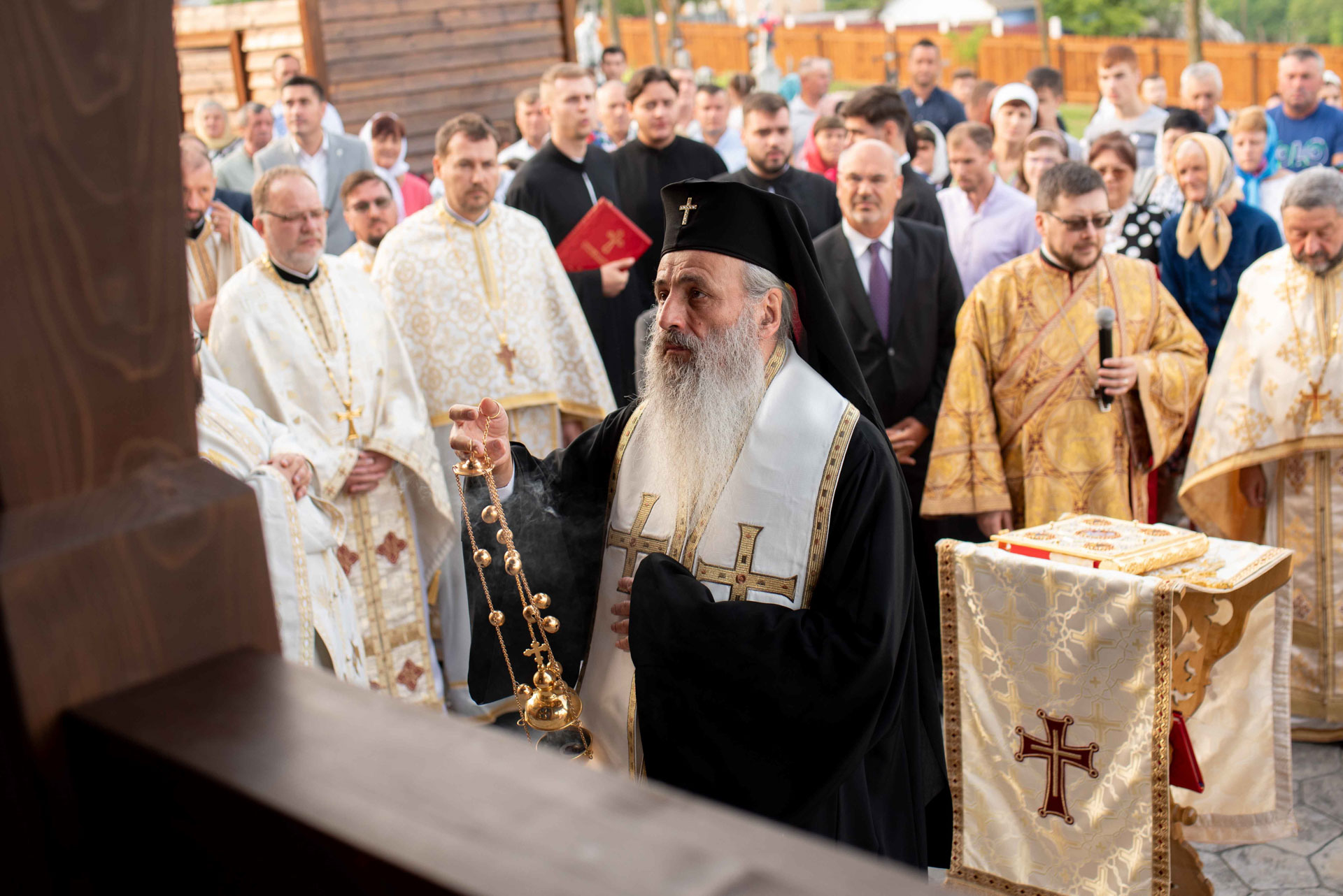 Resfințirea Bisericii din Ion Neculce