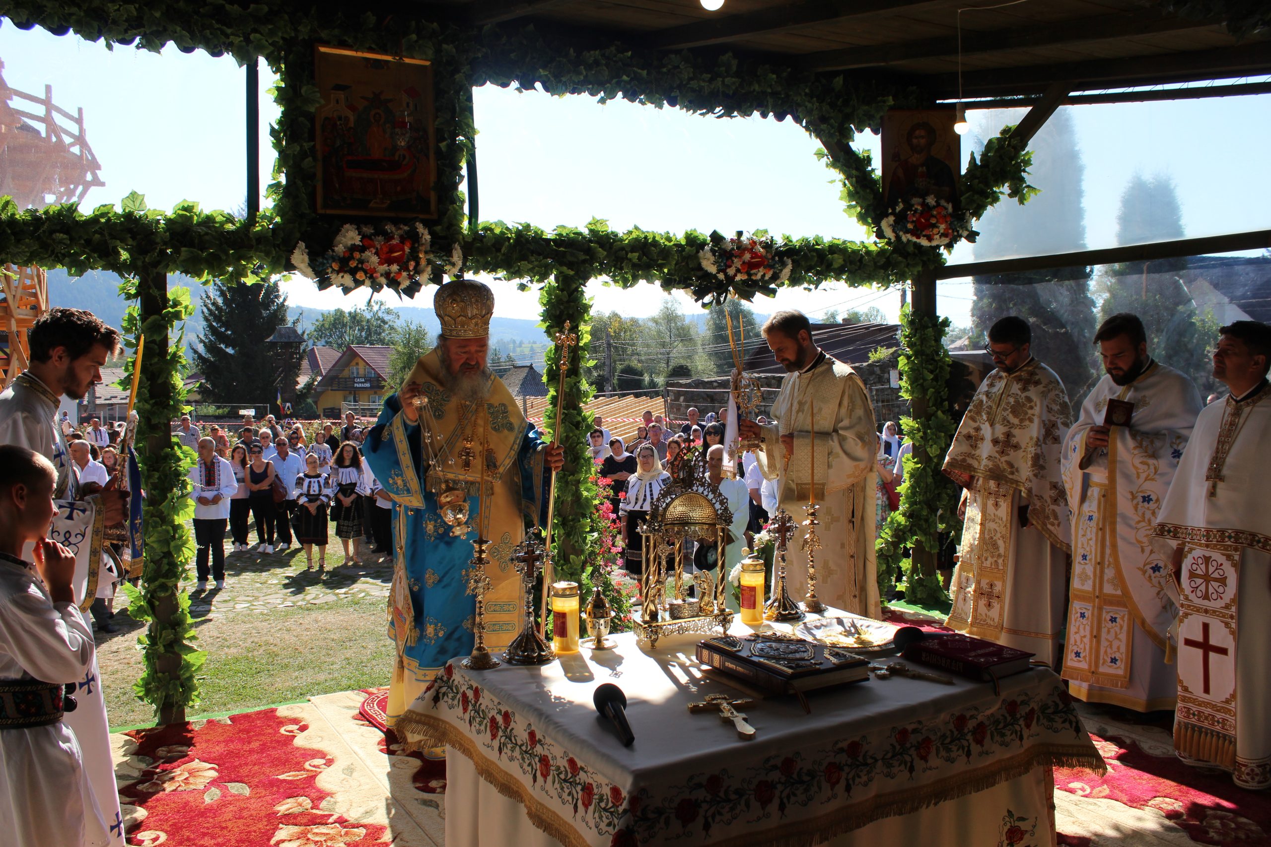 Liturghie arhierească la Sfânta Mănăstire Humor