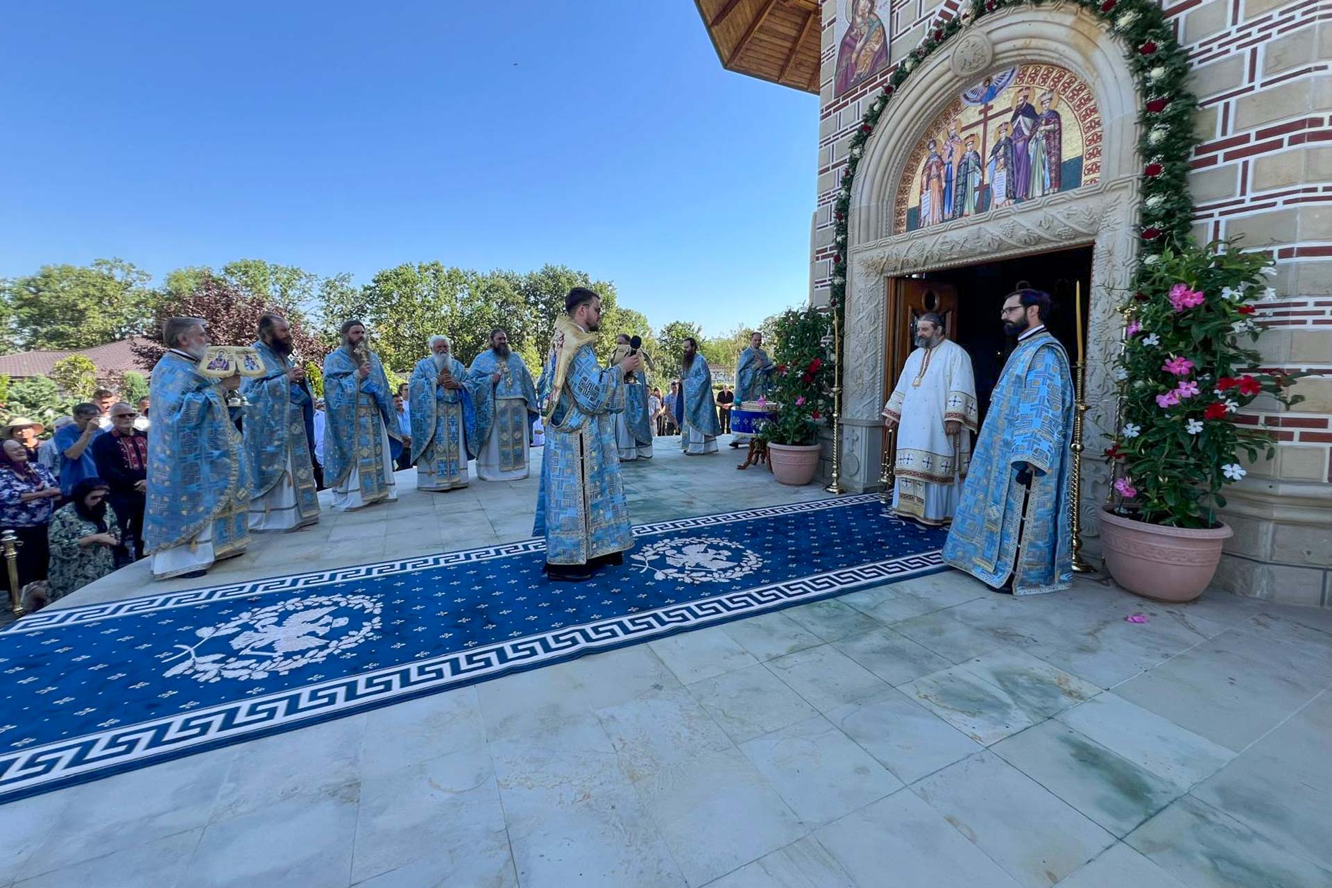 Slujire arhierească la hramul Mănăstirii Zosin