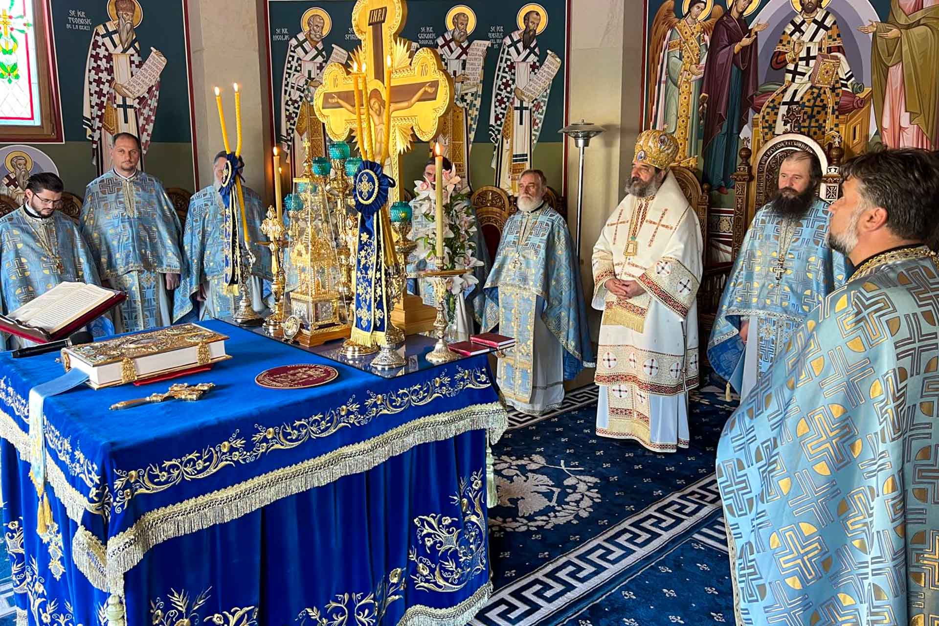 Slujire arhierească la hramul Mănăstirii Zosin
