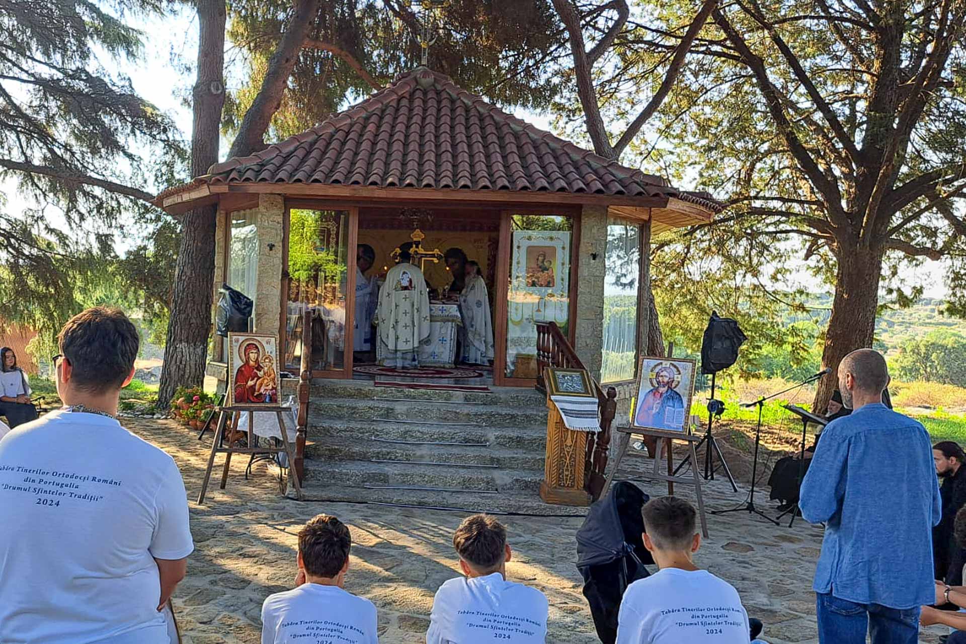 Tabăra Tinerilor Ortodocși Români din Portugalia „Drumul Sfintelor Tradiții” a ajuns la final