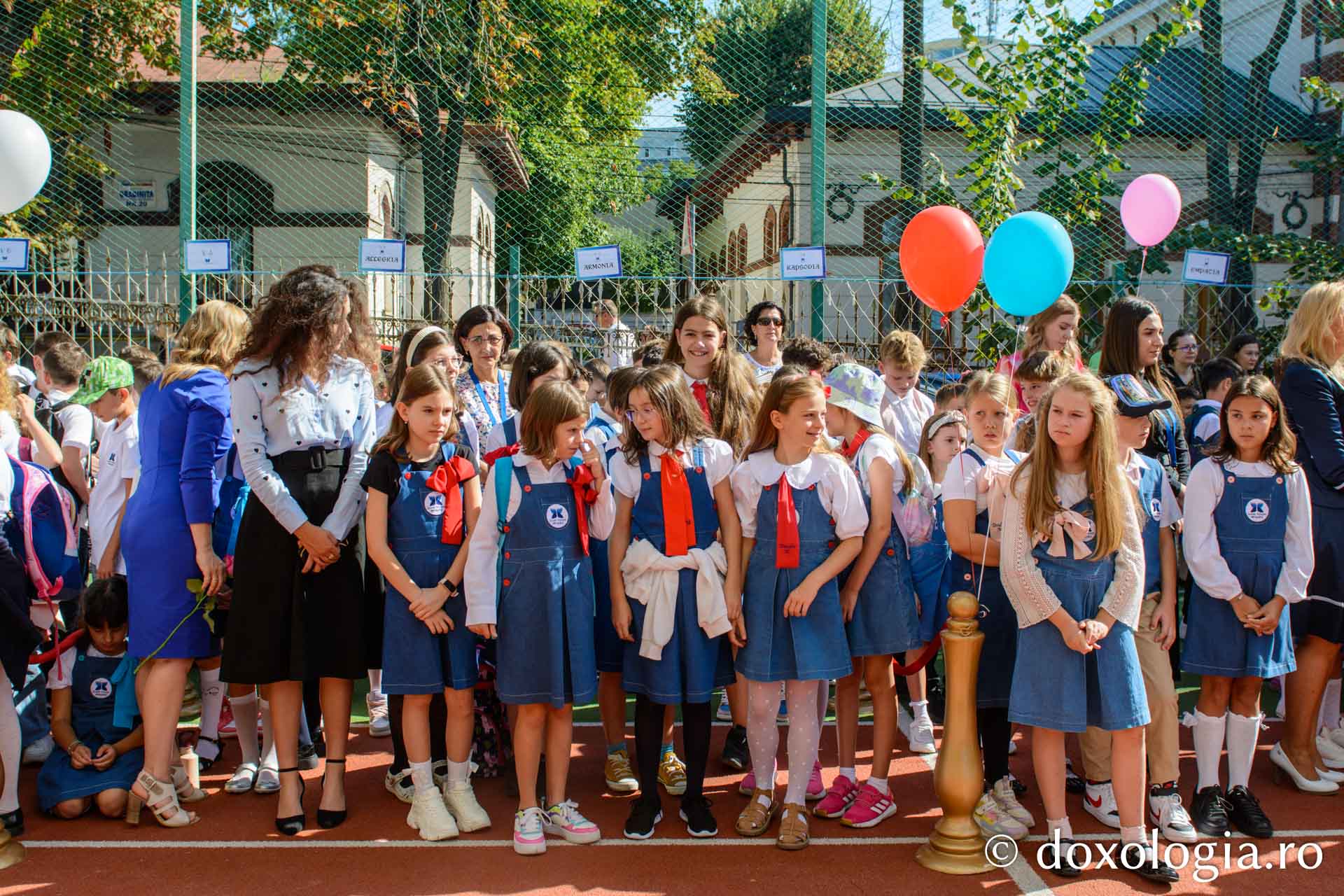 Un nou început de an școlar la Școala „Varlaam Mitropolitul”