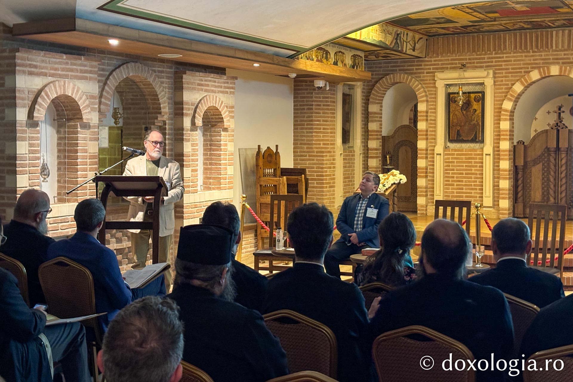 La Iași au debutat lucrările celei de-a treia ediții a Simpozionului „Tradiția patristică în actualitate”