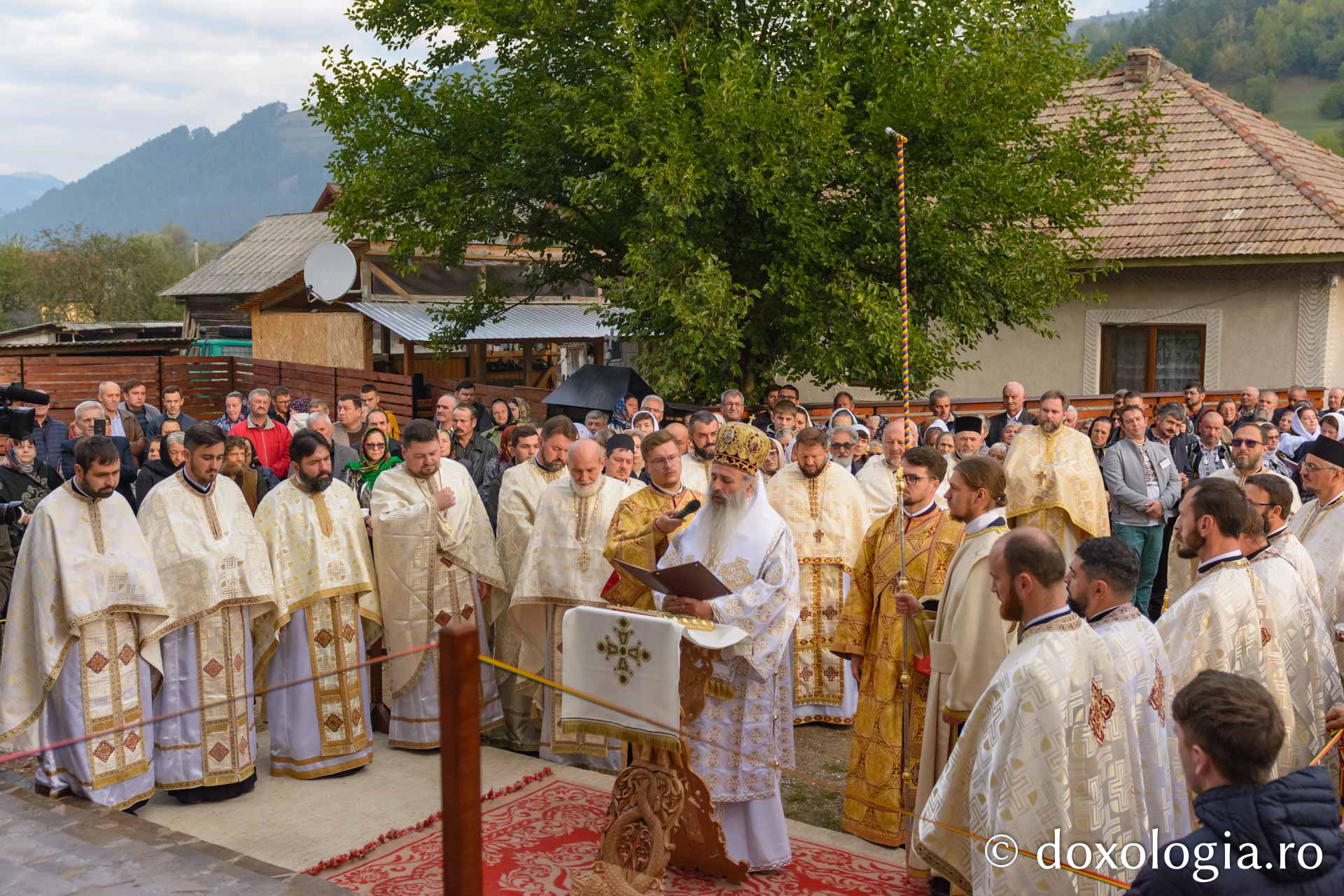 Sfințire de biserică la Telec – Bicazu Ardelean