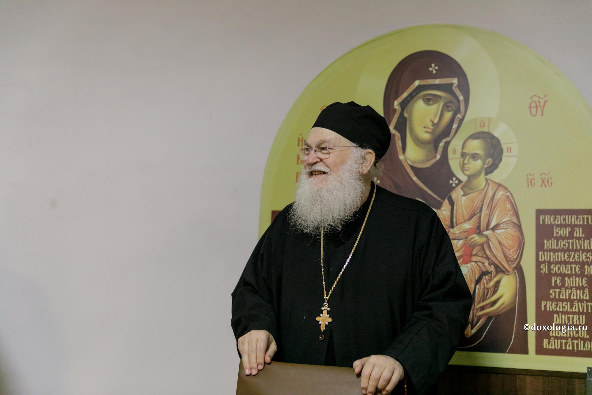 Părintele Stareț Efrem Vatopedinul / Foto arhivă: pr. Silviu Cluci Părintele Stareț Efrem Vatopedinul