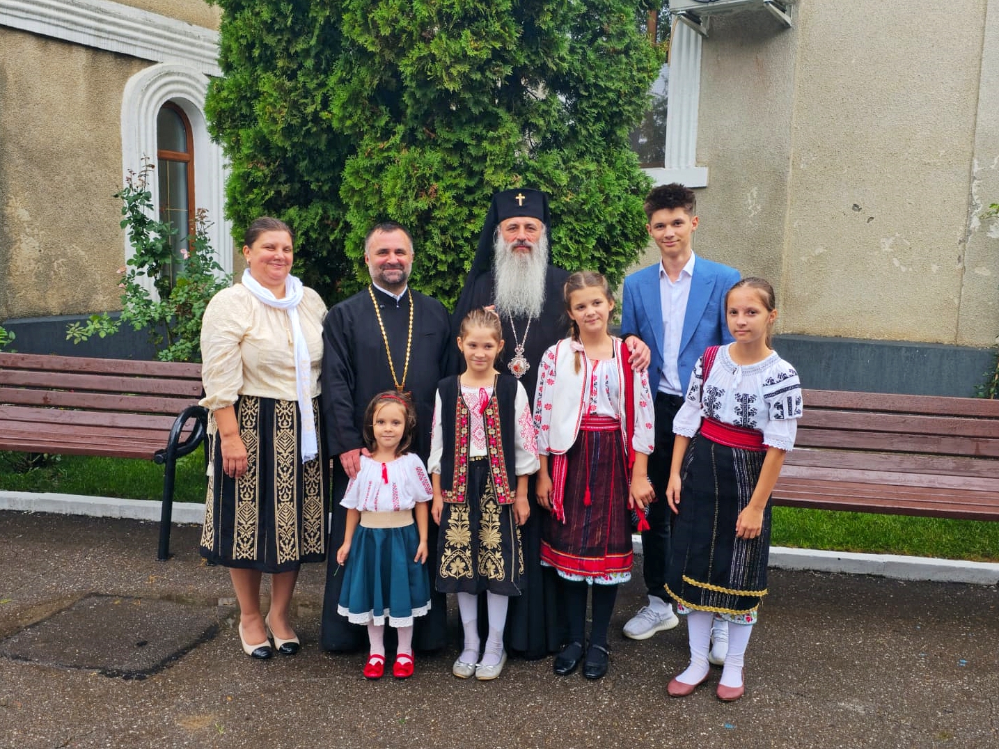 IPS Teofan la Parohia Ziua Crucii Iași