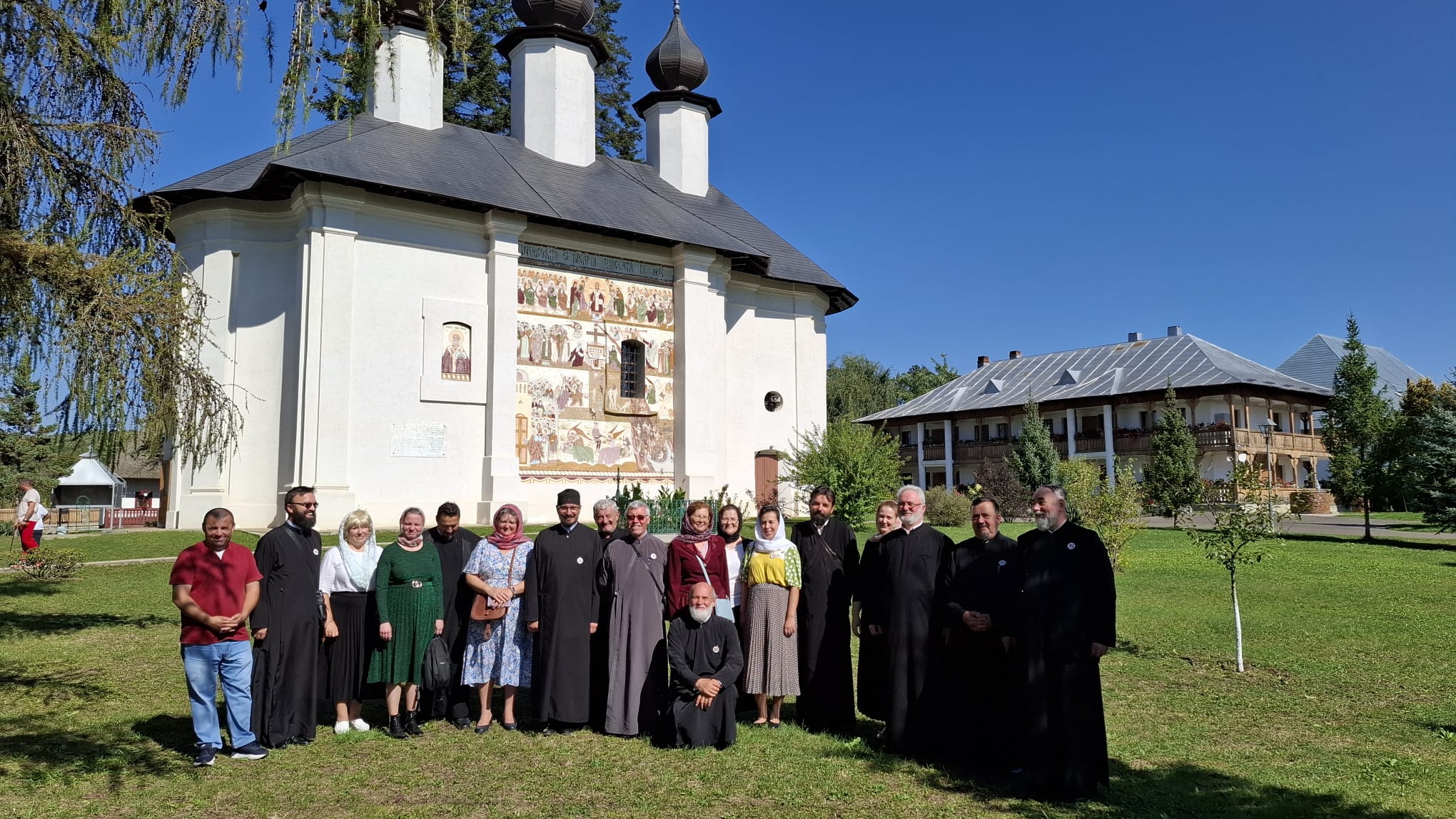 Pelerinaj cu preoți și preotese la mănăstirile din județele Neamț, Botoșani și Suceava