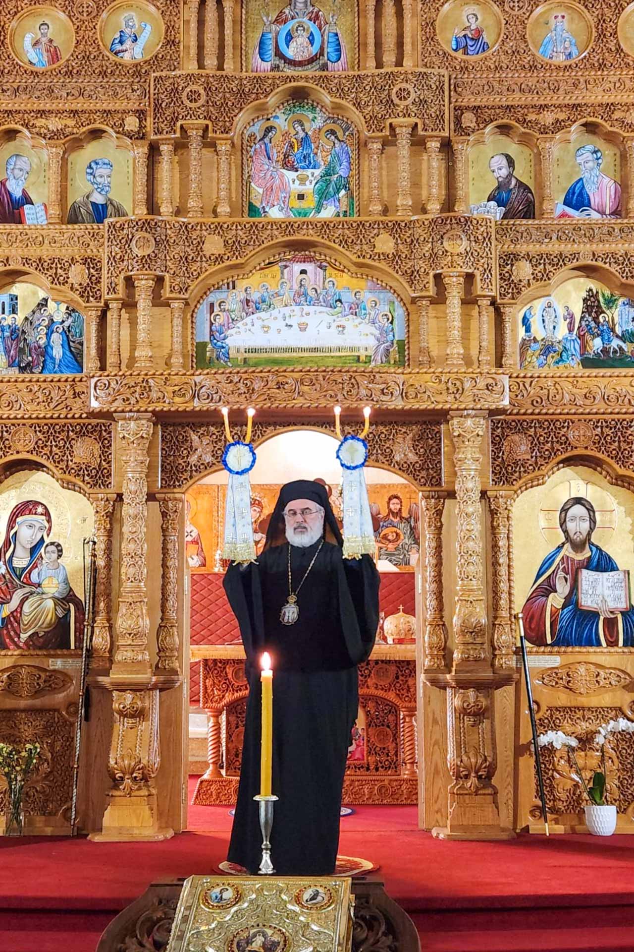 Praznicul Înălțării Sfintei Cruci la Catedrala Episcopală „Sfântul Mare Mucenic Gheorghe și Sfinții Mucenici Epictet și Astion” din Saint-Hubert, QC