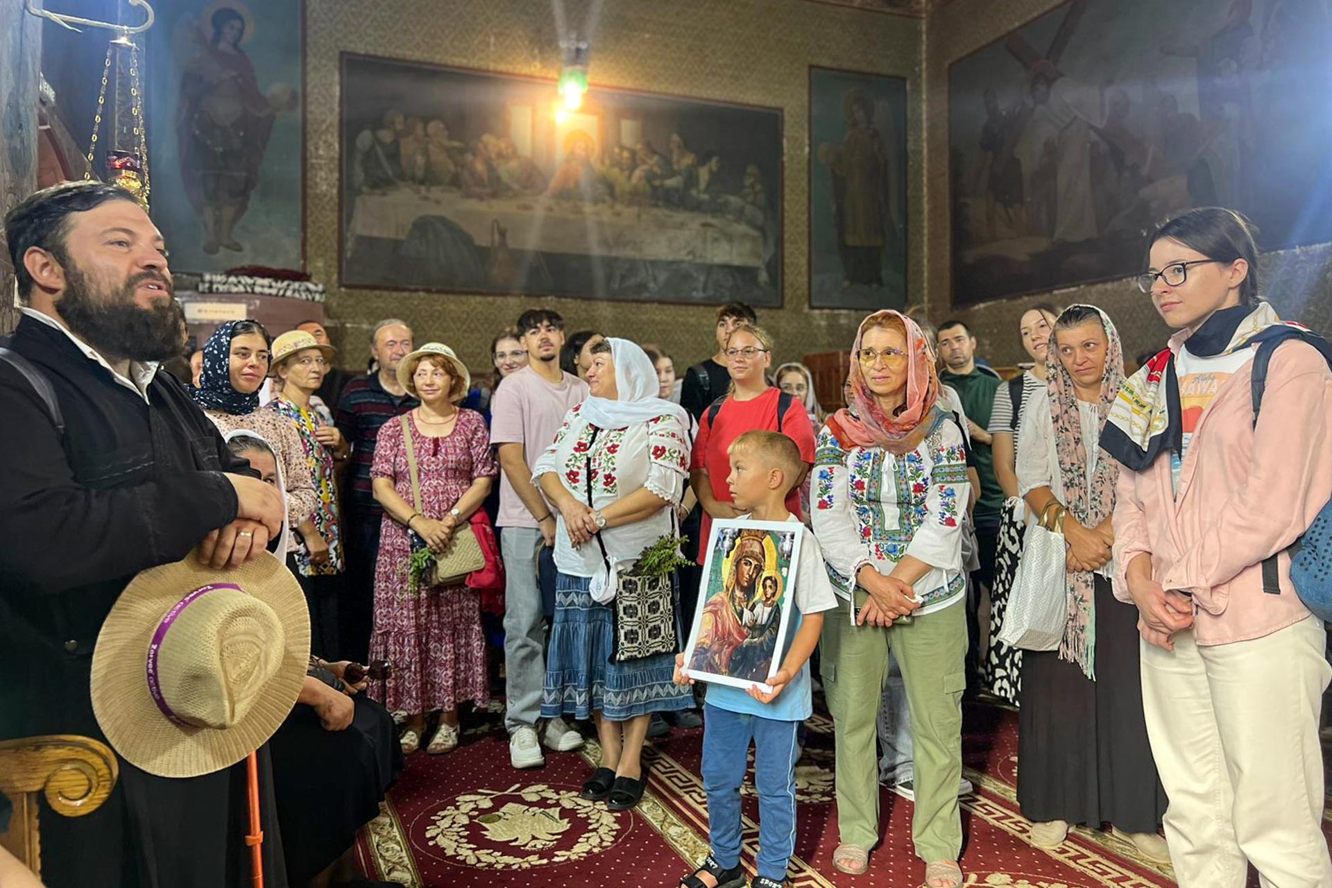 Prima ediție a pelerinajului pedestru cu ocazia sărbătorii „Nașterii Maicii Domnului”, hramul Mănăstirii Vorona