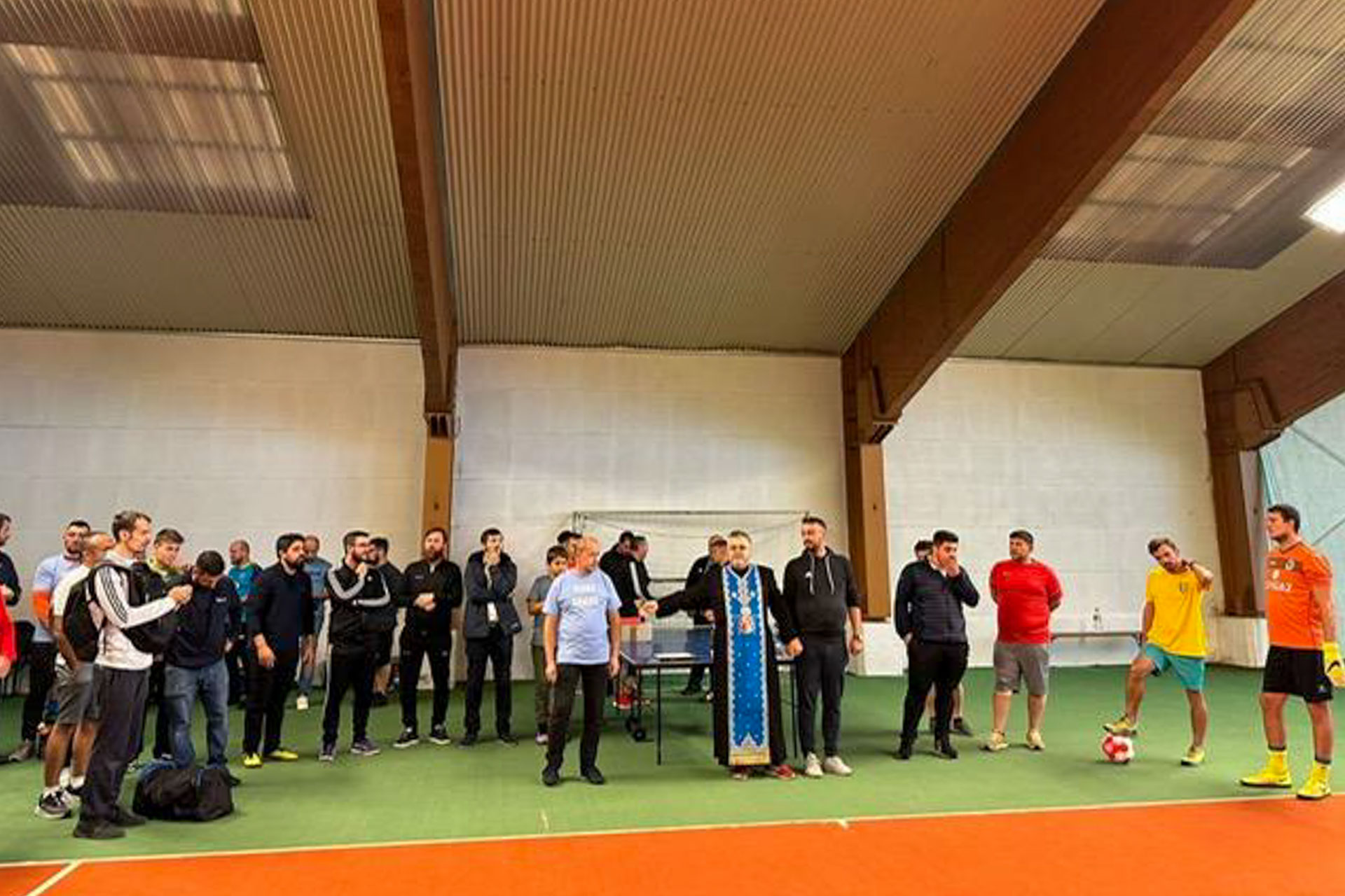 Primul turneu de fotbal din Protopopiatul Bavariei de Sud, urmat de o colectă pentru sinistrați