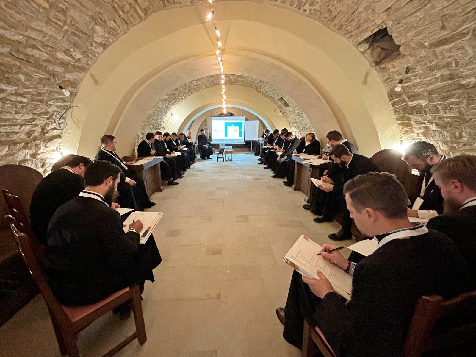 PS Nichifor grade preoțești Miclăușeni