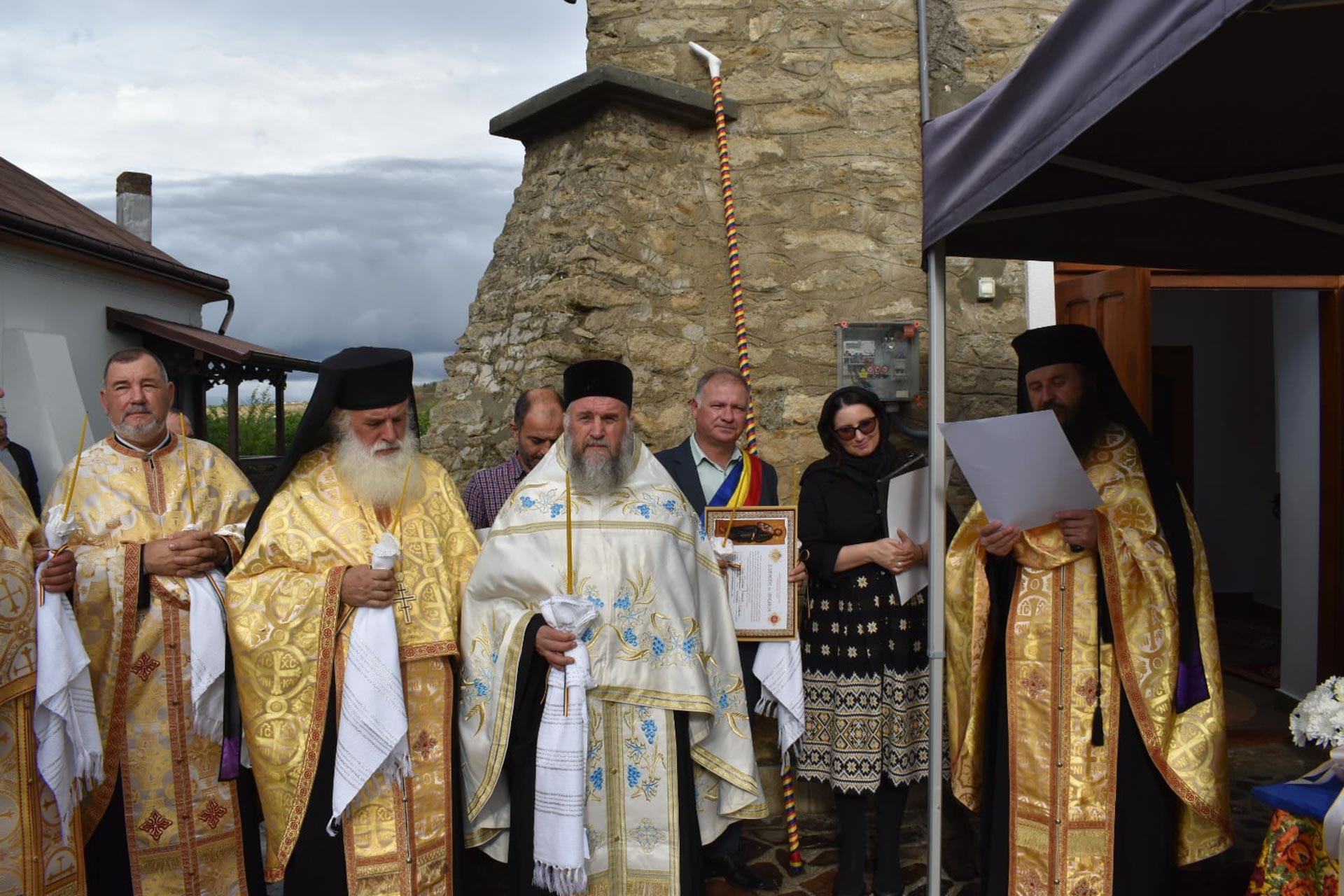 Sfințire de clopotniță în Parohia „Înălțarea Domnului” Copalău