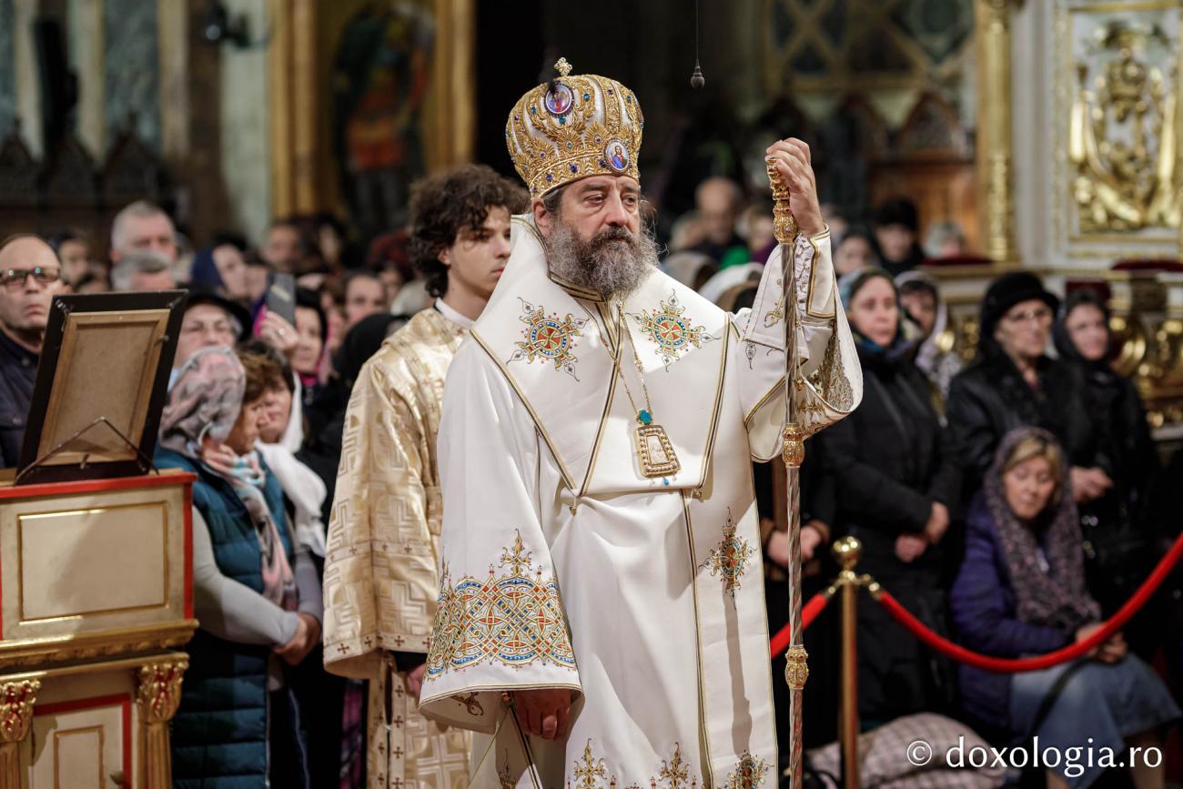 Slujbă arhierească și hirotonie întru preot, în ajunul sărbătorii Sfintei Parascheva, la Catedrala Mitropolitană