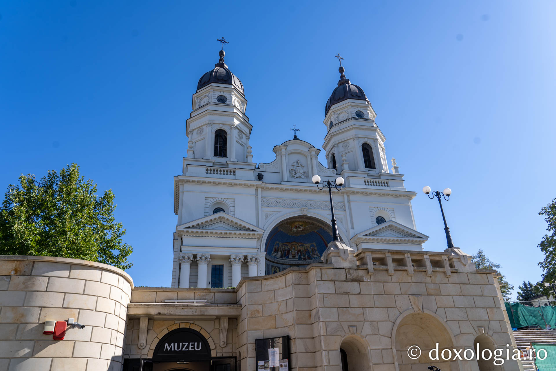 A început a XXVI-a ediție a Simpozionului „Monumentul. Tradiție și Viitor”