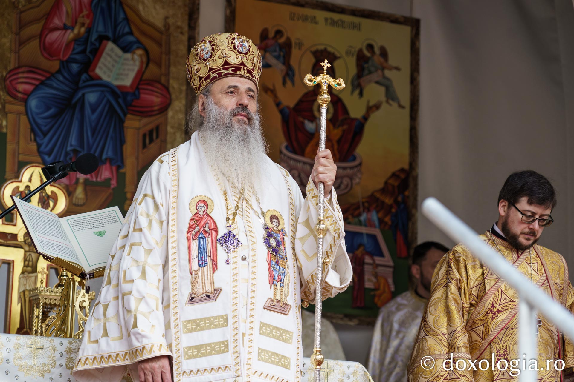 Biserica Parohiei Dancu II a fost sfințită de Mitropolitul Moldovei și Bucovinei