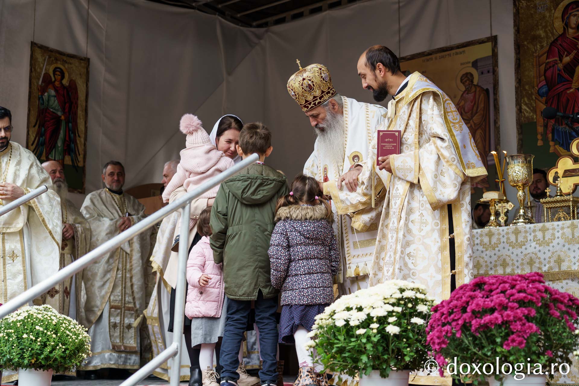 Biserica Parohiei Dancu II a fost sfințită de Mitropolitul Moldovei și Bucovinei