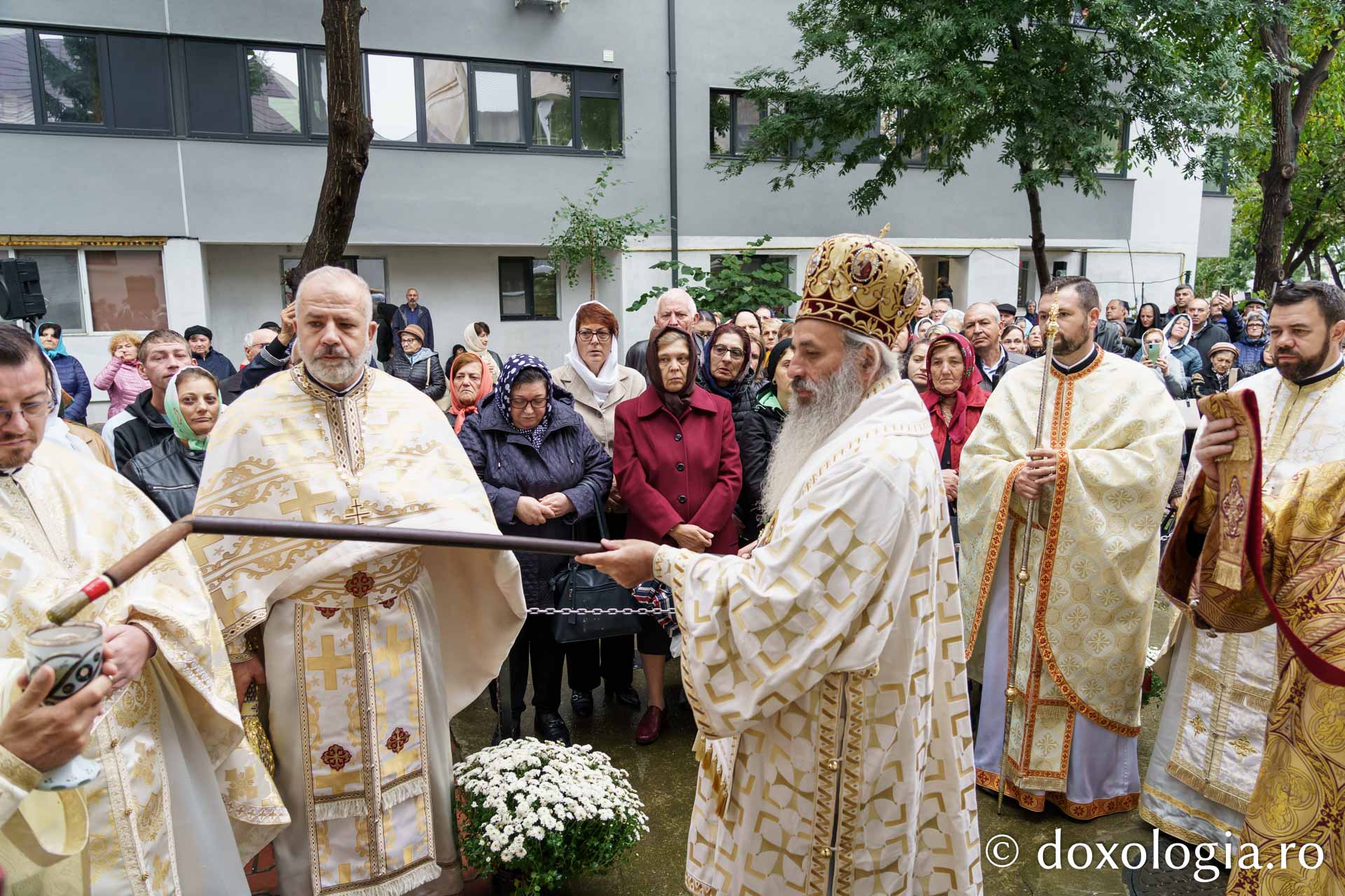Biserica Parohiei Dancu II a primit veșmântul sfințirii