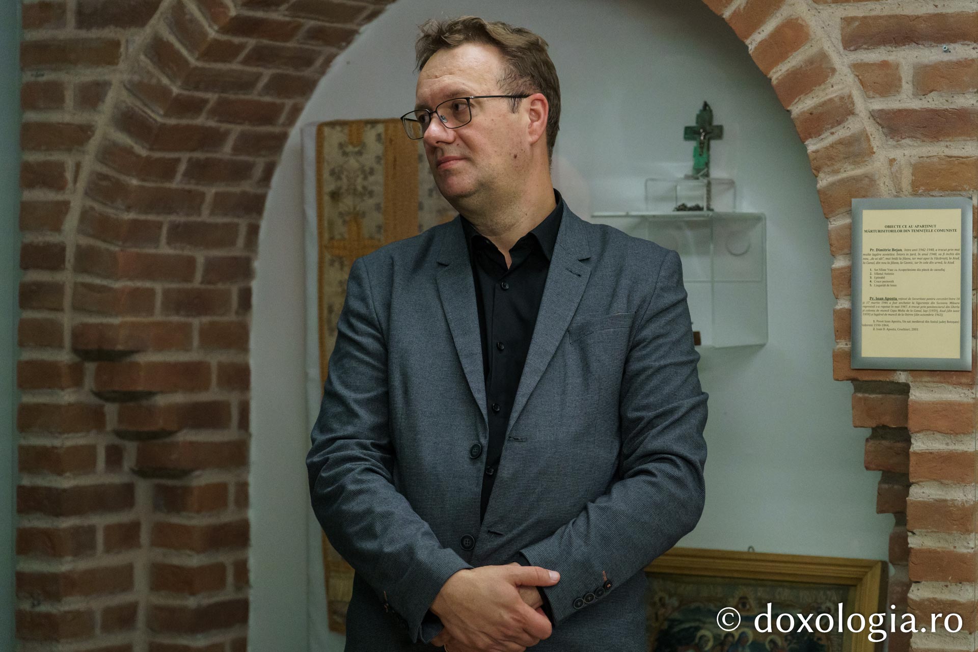 Expoziția „Rugați-vă cu glas tare – cu pensula în mână în urma psalmilor lui David”, vernisată la Muzeul Mitropolitan