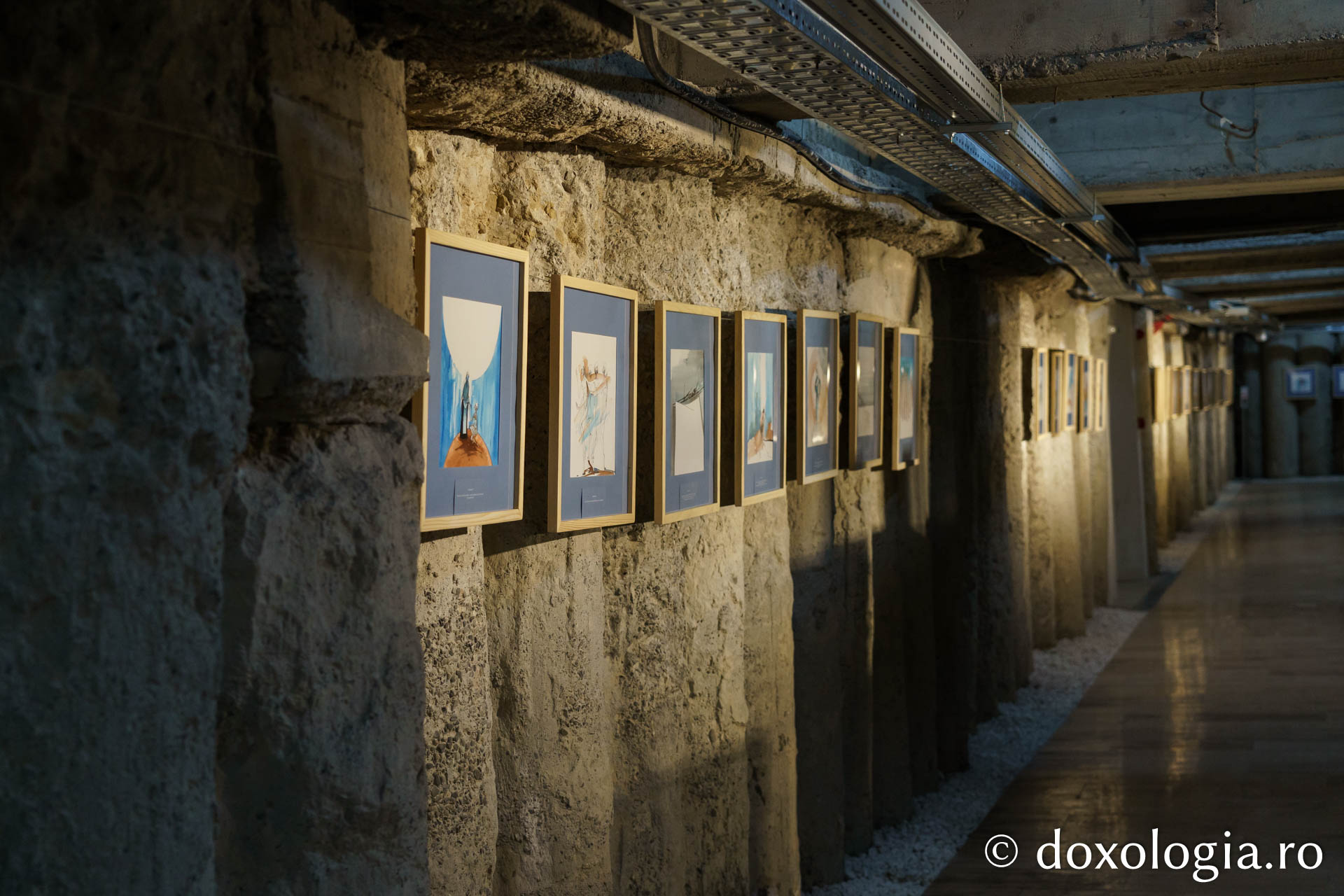 Expoziția „Rugați-vă cu glas tare – cu pensula în mână în urma psalmilor lui David”, vernisată la Muzeul Mitropolitan