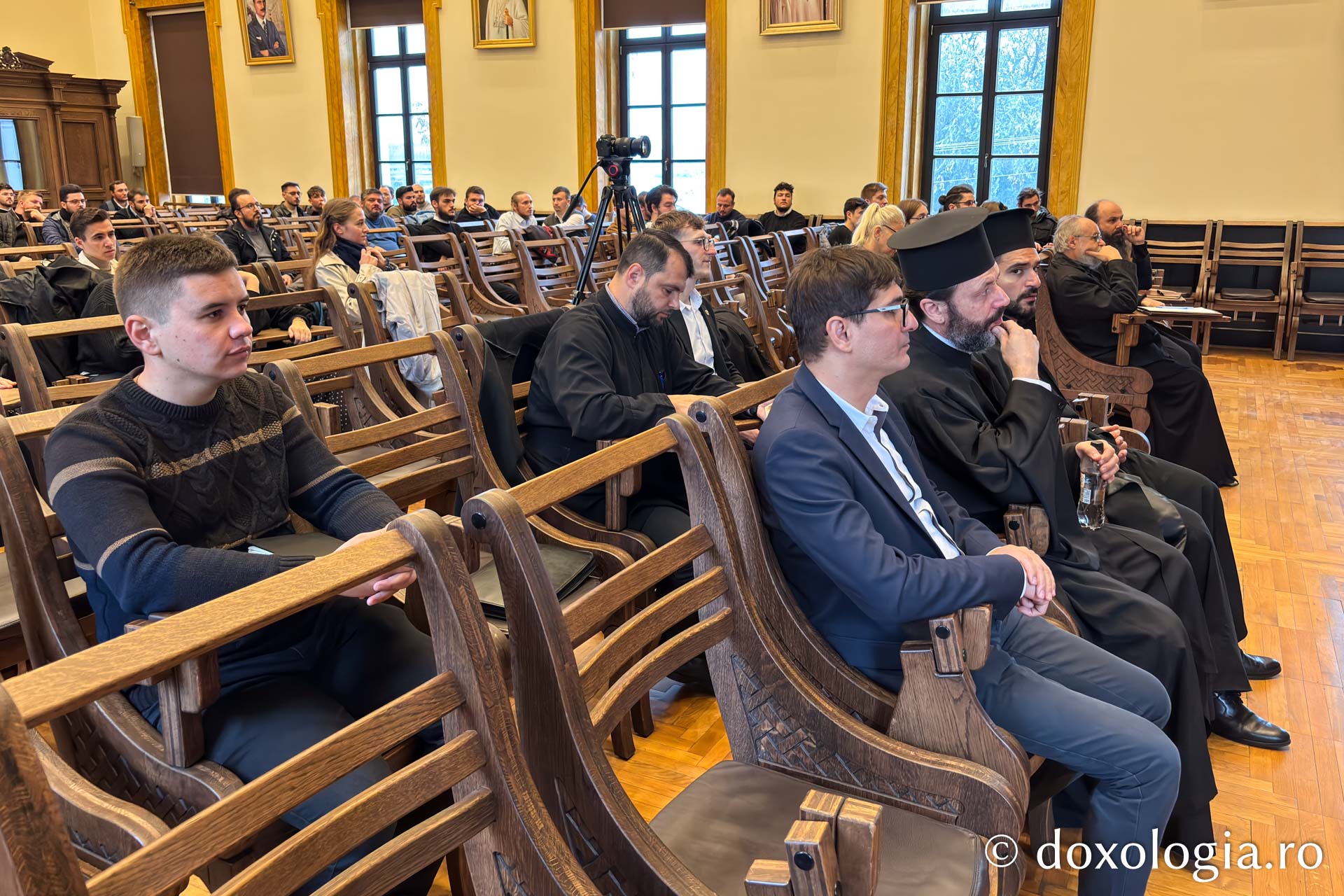 Înaltpreasfințitul Părinte Nikitas le-a vorbit studenților teologi ieșeni