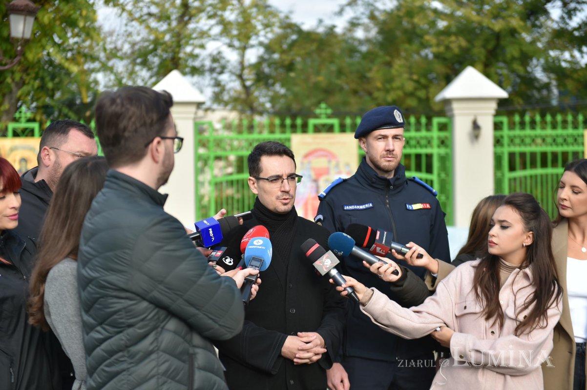 Părintele Adrian Agachi, consilier patriarhal coordonator al Biroului de presă al Patriarhiei Române / Foto: ziarullumina.ro Părintele Adrian Agachi, consilier patriarhal coordonator al Biroului de presă al Patriarhiei Române