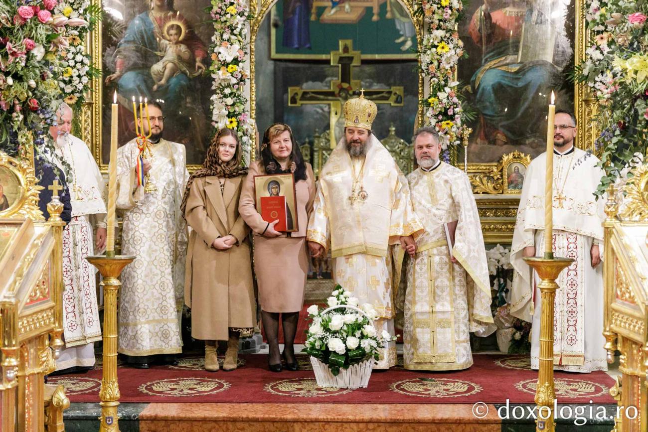 Slujbă arhierească după hramul Sfintei Parascheva. PS Nichifor, despre viața și lucrarea Cuvioasei: „Este folositoare lumii întregi”