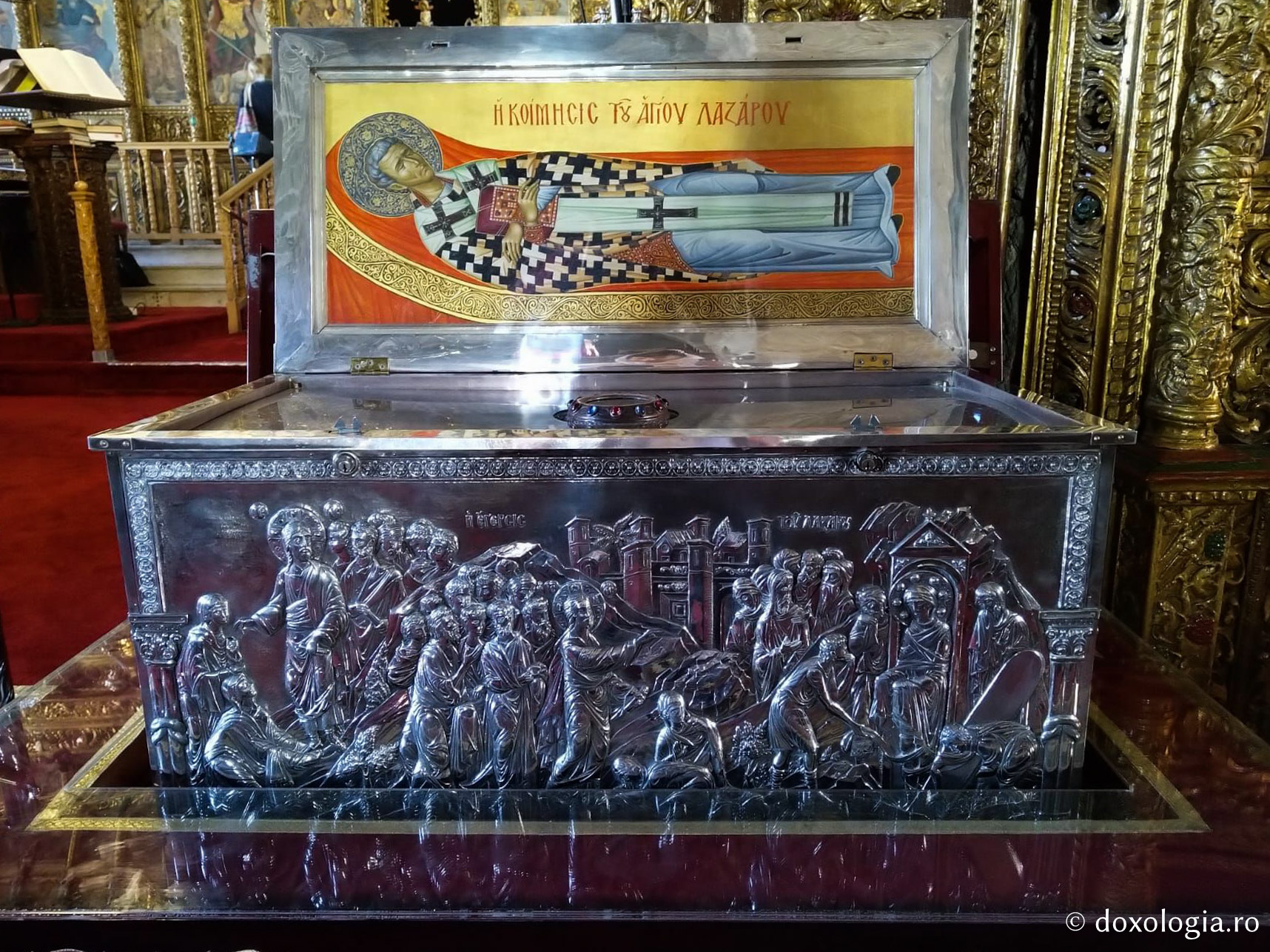 Moaștele Sfântului și Dreptului Lazăr din biserica din Larnaca, Cipru / Foto: doxologia.ro Moaștele Sfântului și Dreptului Lazăr din biserica din Larnaca, Cipru