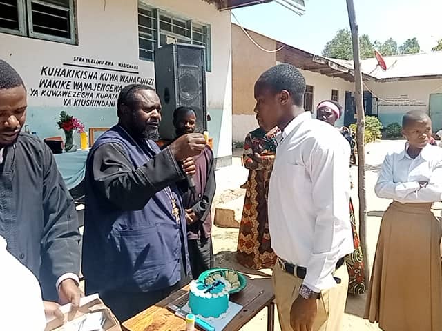 O nouă generație de tineri ortodocși a absolvit liceul, 2024