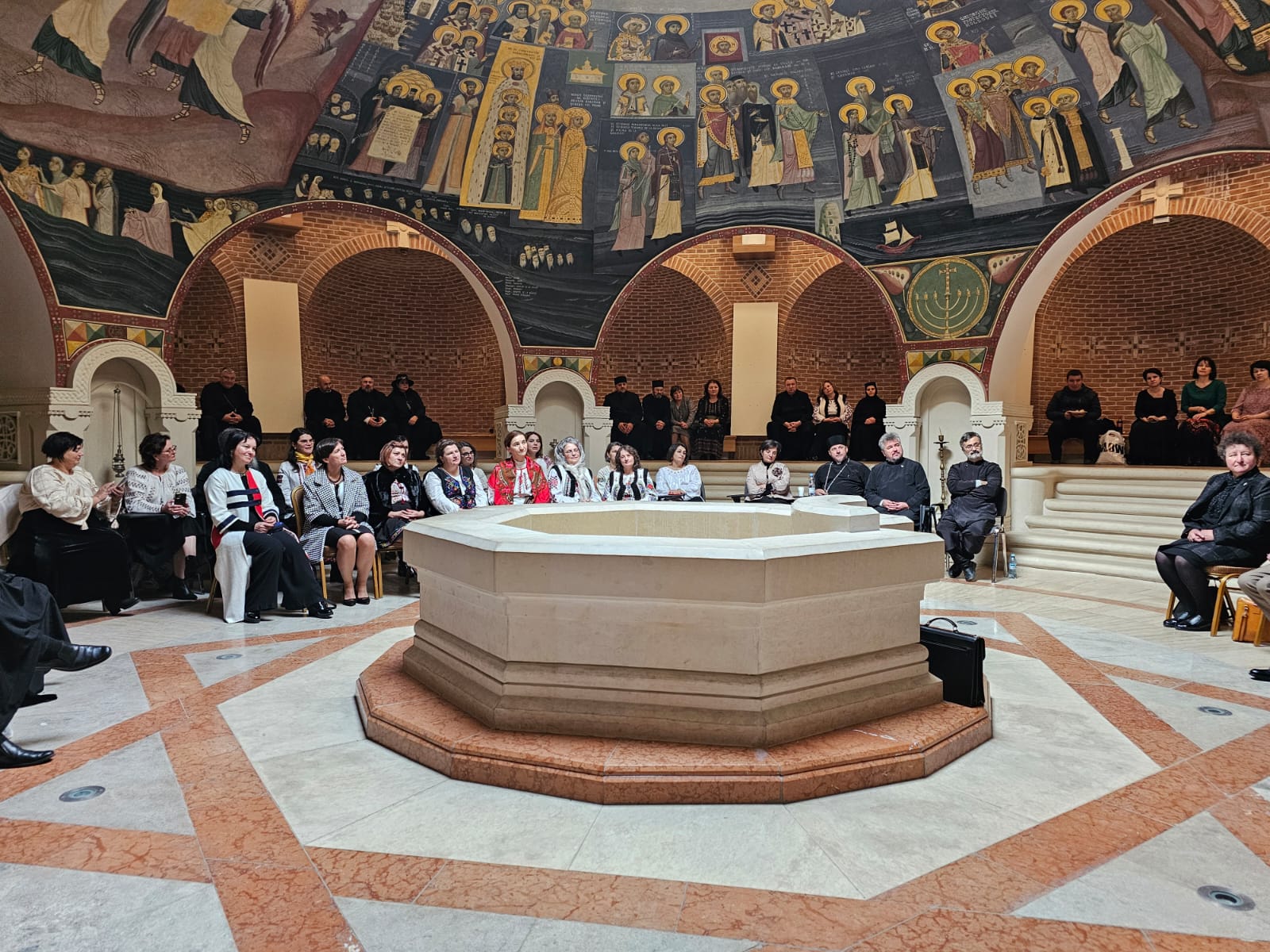 Revedere de 25 de ani de la absolvirea Facultății de Teologie Ortodoxă din Iași