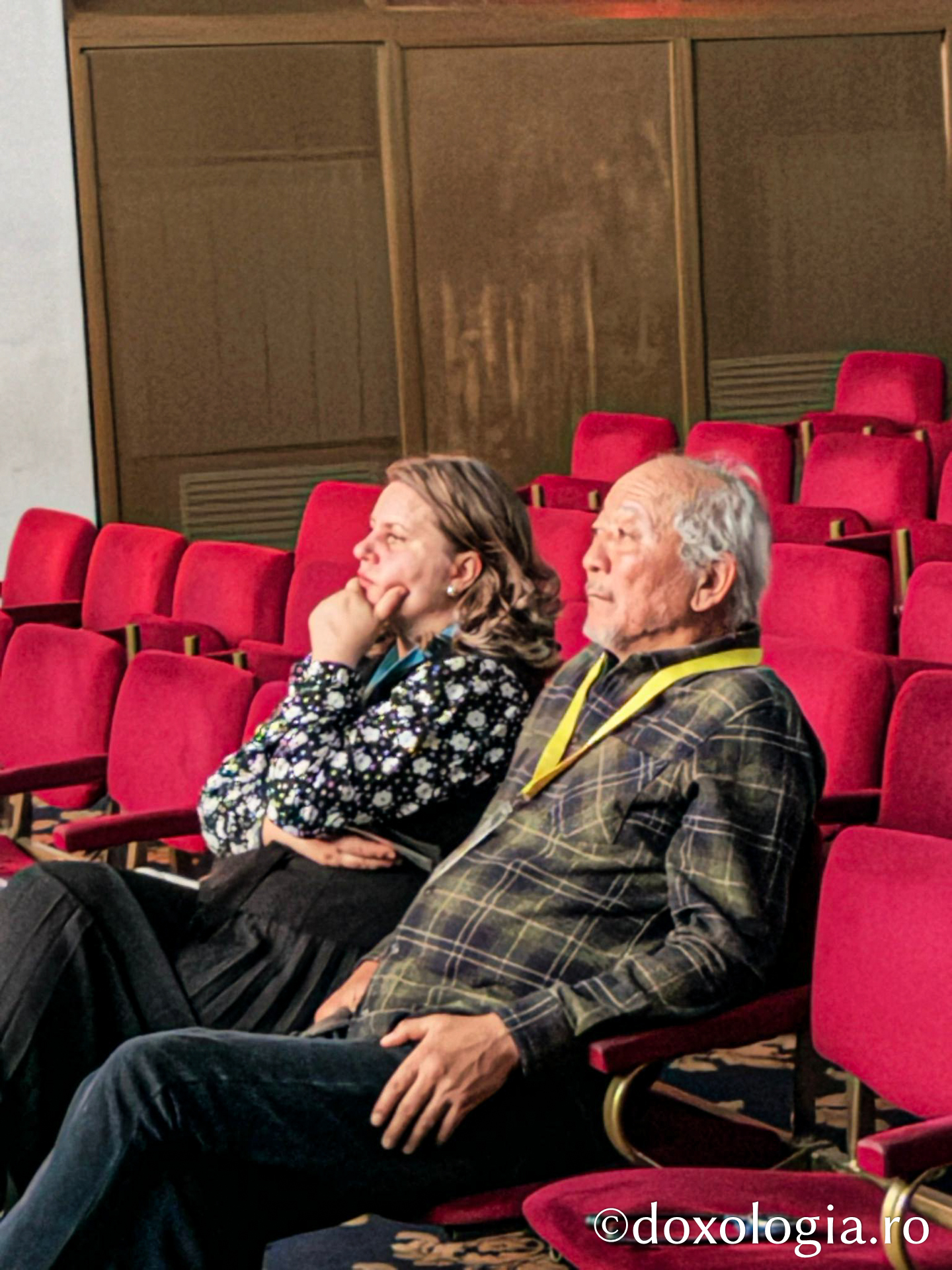 Proiecția filmului artistic Rapsodul (Kîrgîzstan), în prezența regizorului Ernest Abdyzhaparov