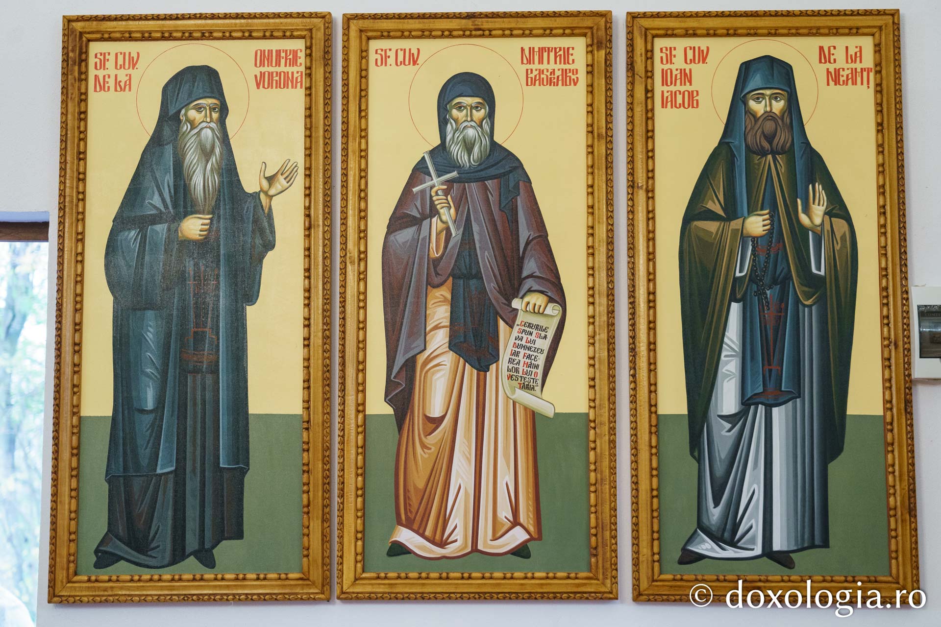 Biserica „Sfânta Cuvioasă Parascheva” din Ibăneasa-Știubieni, sfințită de IPS Teofan