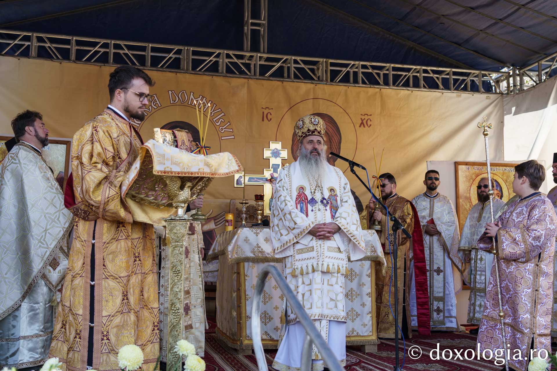 Biserica Parohiei Miletin, care datează din 1966, a fost sfințită de IPS Teofan