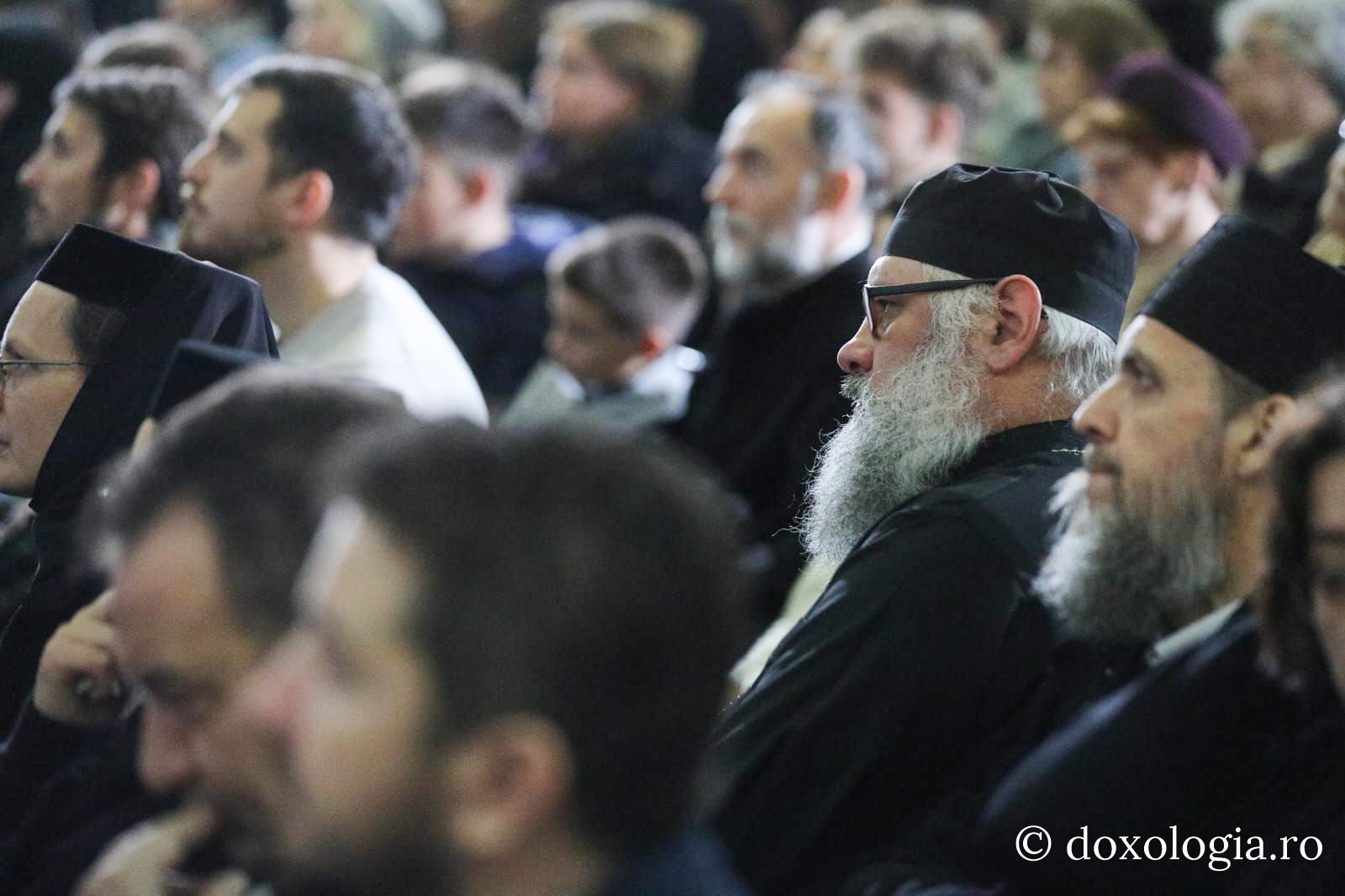 Conferință Sfântul Iosif Isihastul, Sfântul Paisie Aghioritul și Gheronda Iosif Vatopedinul, nădejde și putere în vremuri tulburi și neduhovnicești - Arhimandritul Efrem, starețul Mănăstirii Vatoped