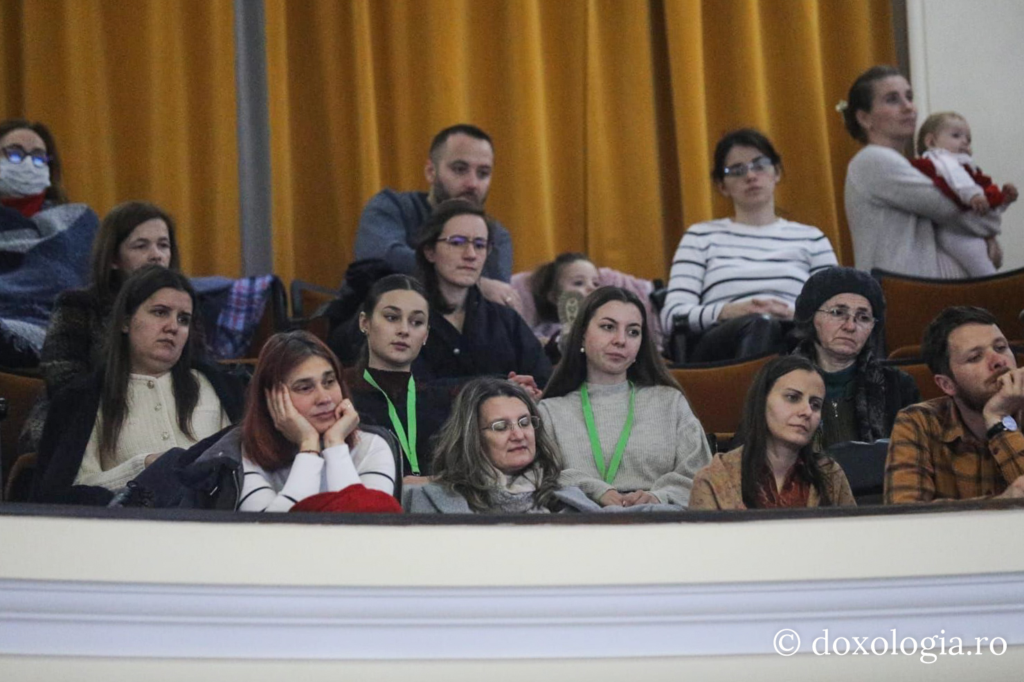 Părintele Efrem Vatopedinul a conferențiat la Iași, în cadrul Festivalului „Quo Vadis”