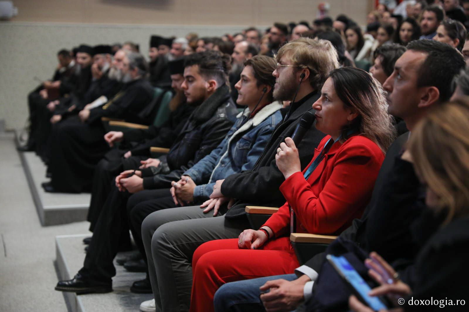 Conferința Terapia sufletului și lansare de carte Arhim. Efrem, Starețul Mănăstirii Vatoped din Athos