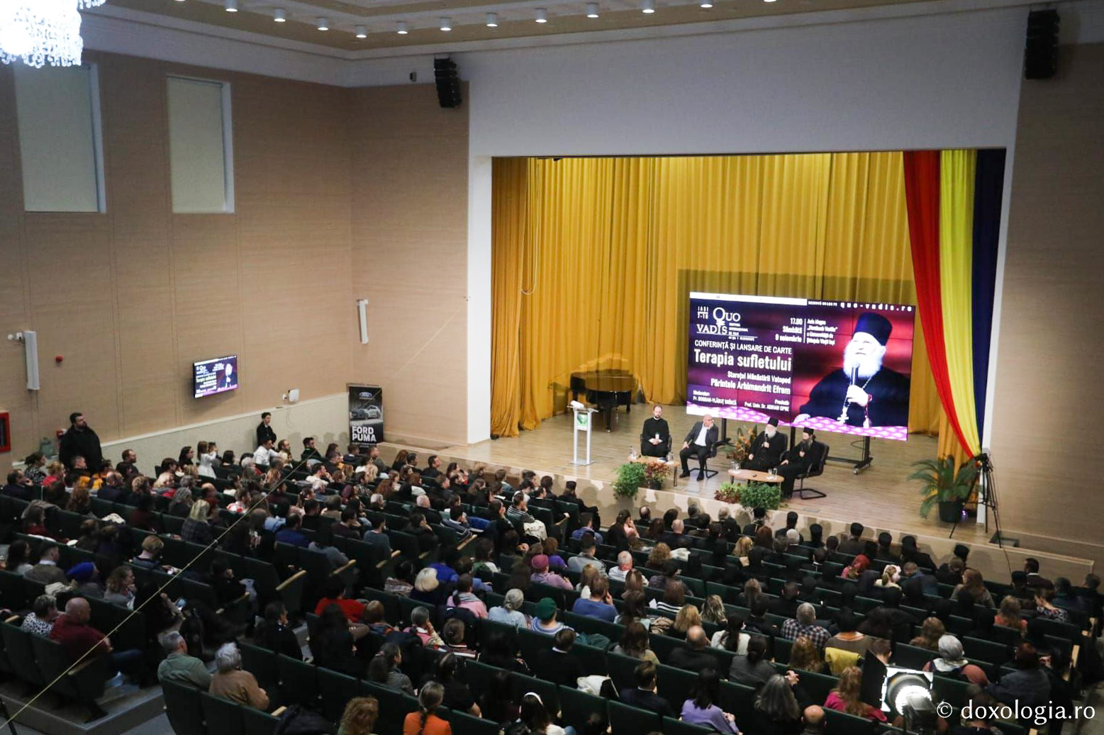 Conferința Terapia sufletului și lansare de carte Arhim. Efrem, Starețul Mănăstirii Vatoped din Athos