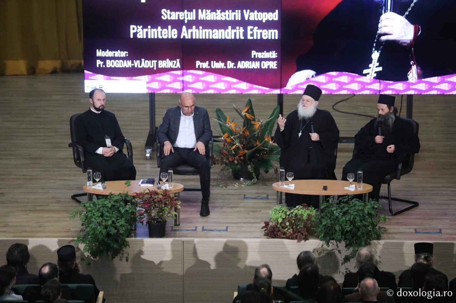 Conferința Terapia sufletului și lansare de carte Arhim. Efrem, Starețul Mănăstirii Vatoped din Athos