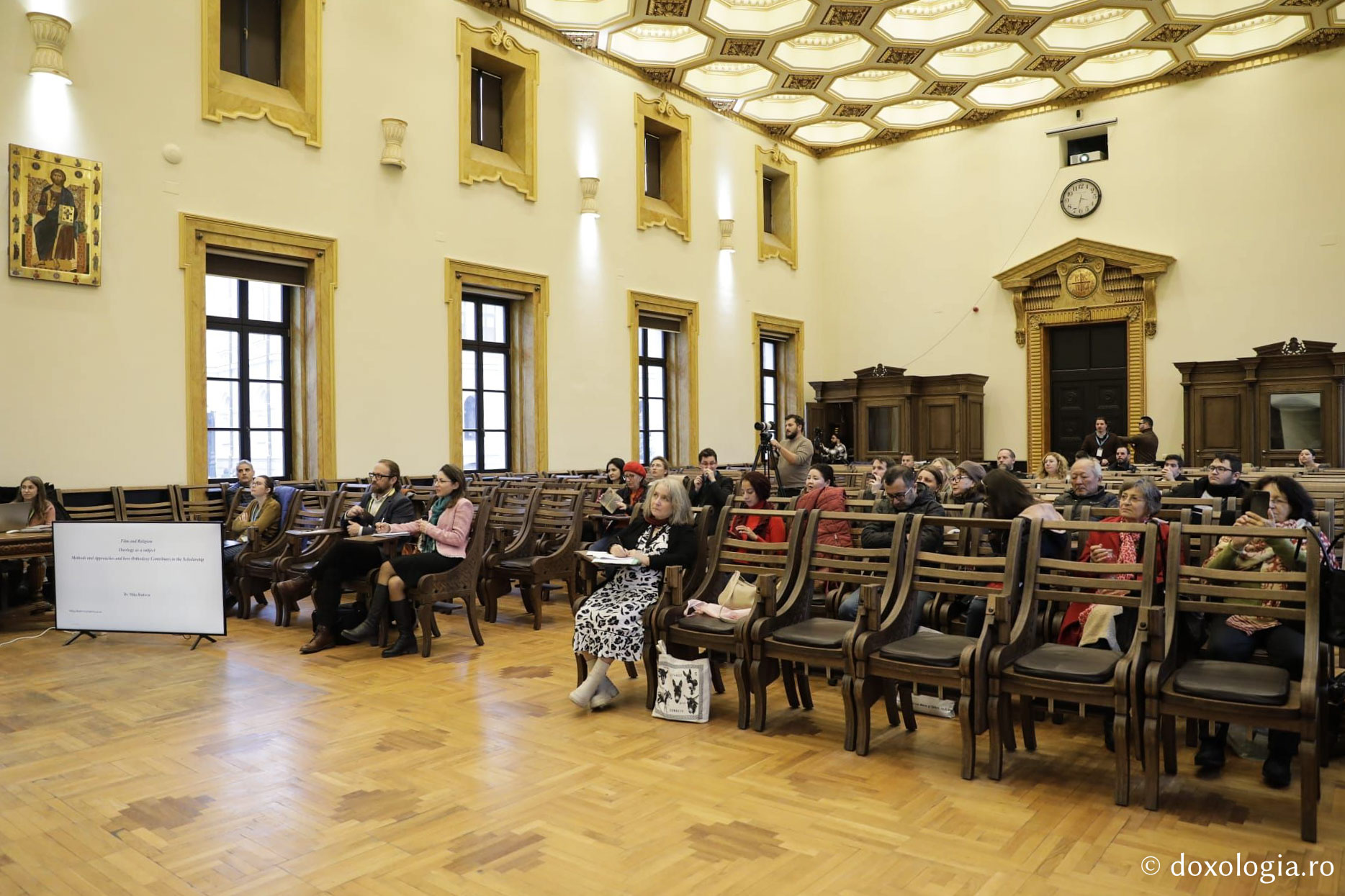 Conferințele Quo Vadis (Sala Iustin Moisescu, în incinta Ansamblului Mitropolitan din Iași)