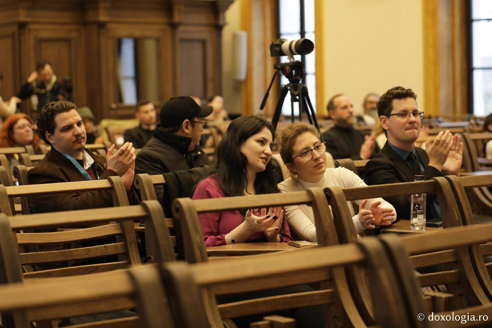 Conferințele Quo Vadis (Sala Iustin Moisescu, în incinta Ansamblului Mitropolitan din Iași)